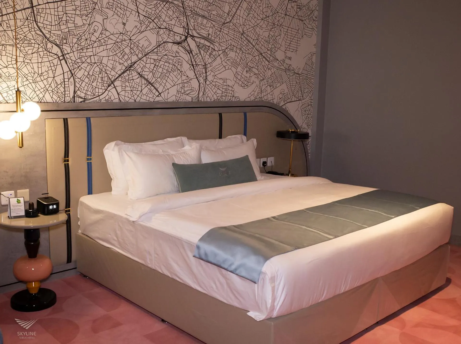 Deluxe King Room in Skyline Tabuk Hotel