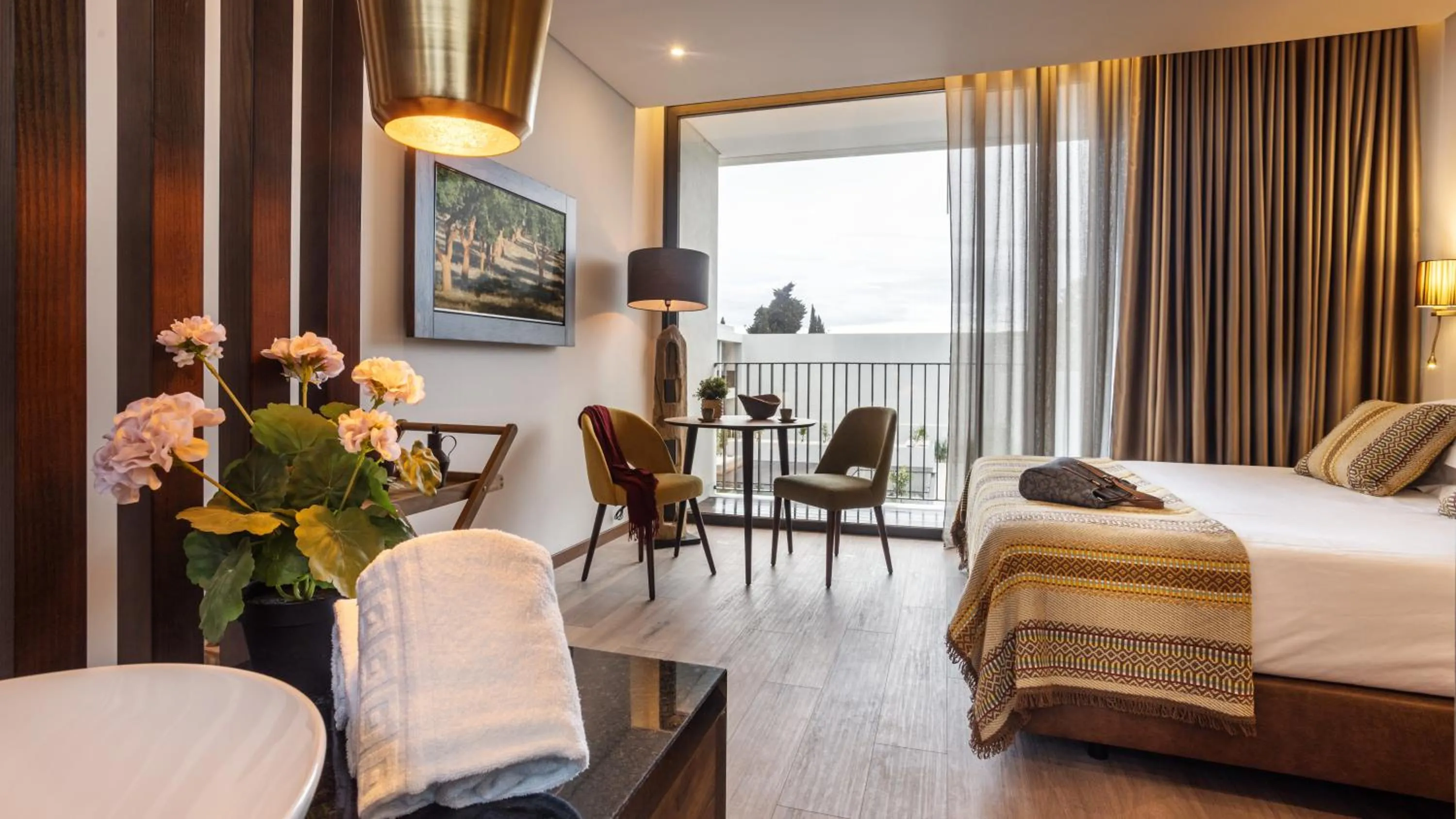 Studio with Pool View in Évora O Cante Hotel