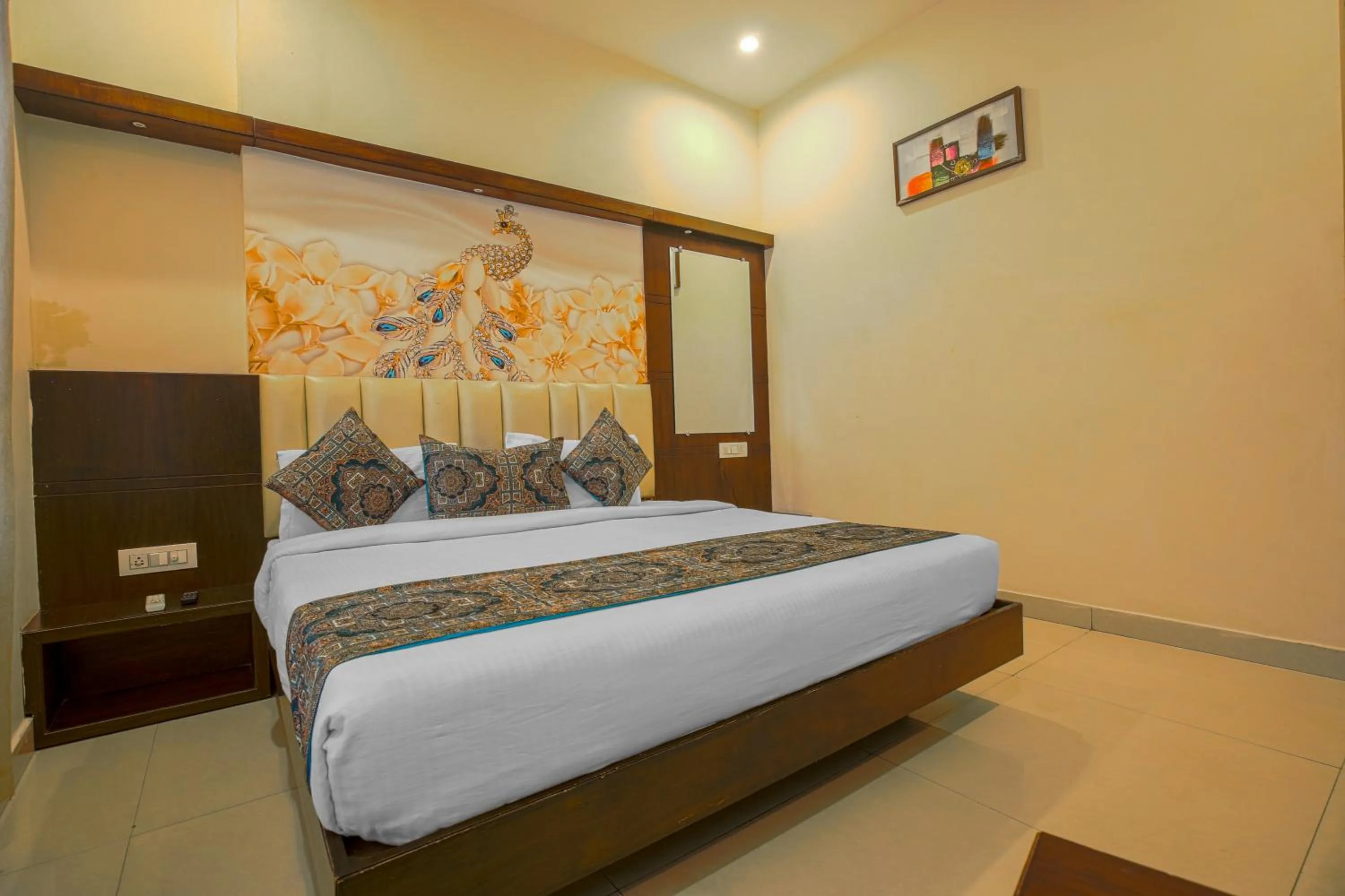 Standard Double Room in Hotel Crown, Near Golden temple