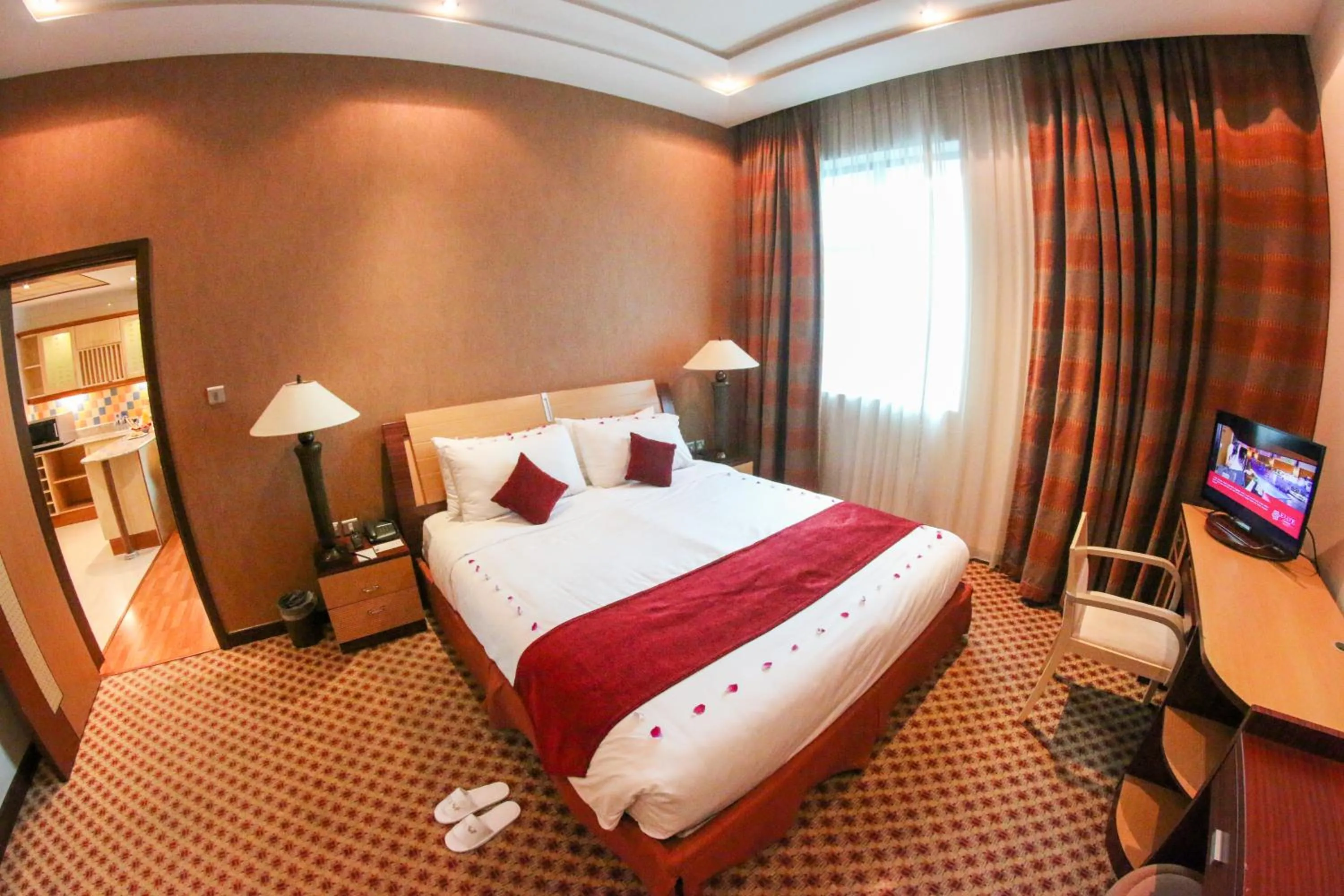 One-Bedroom Suite in City Center Hotel