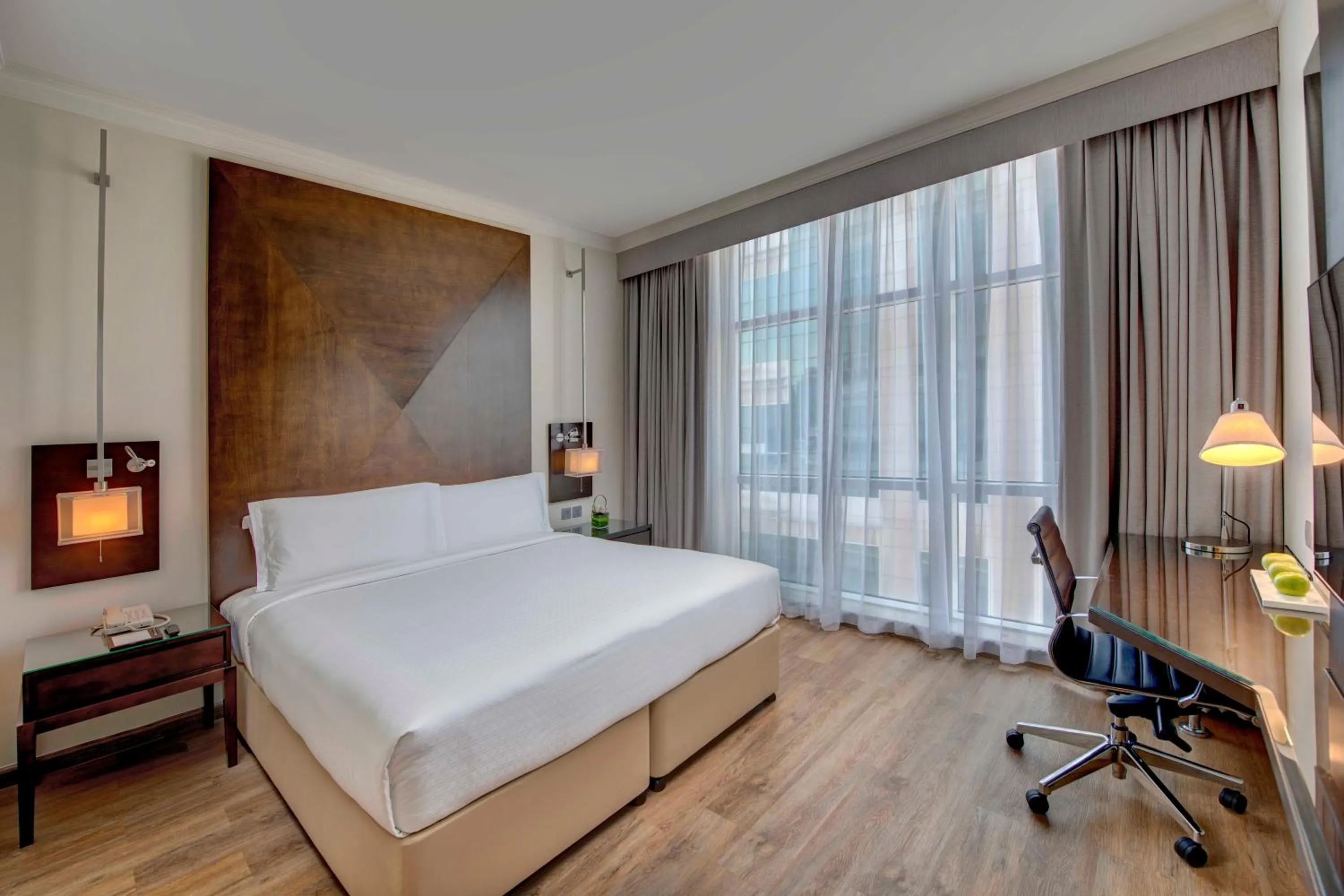 Club Rotana One Bedroom Suite in Media Rotana Dubai