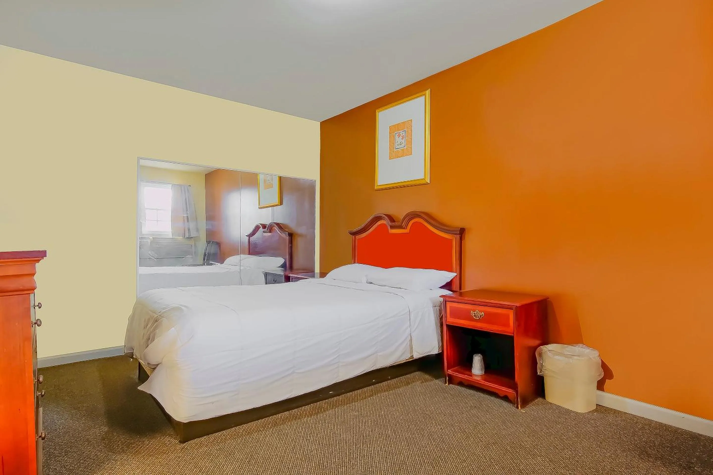 King Room in Hotel O Markham IL near Harvey/Tinley Park