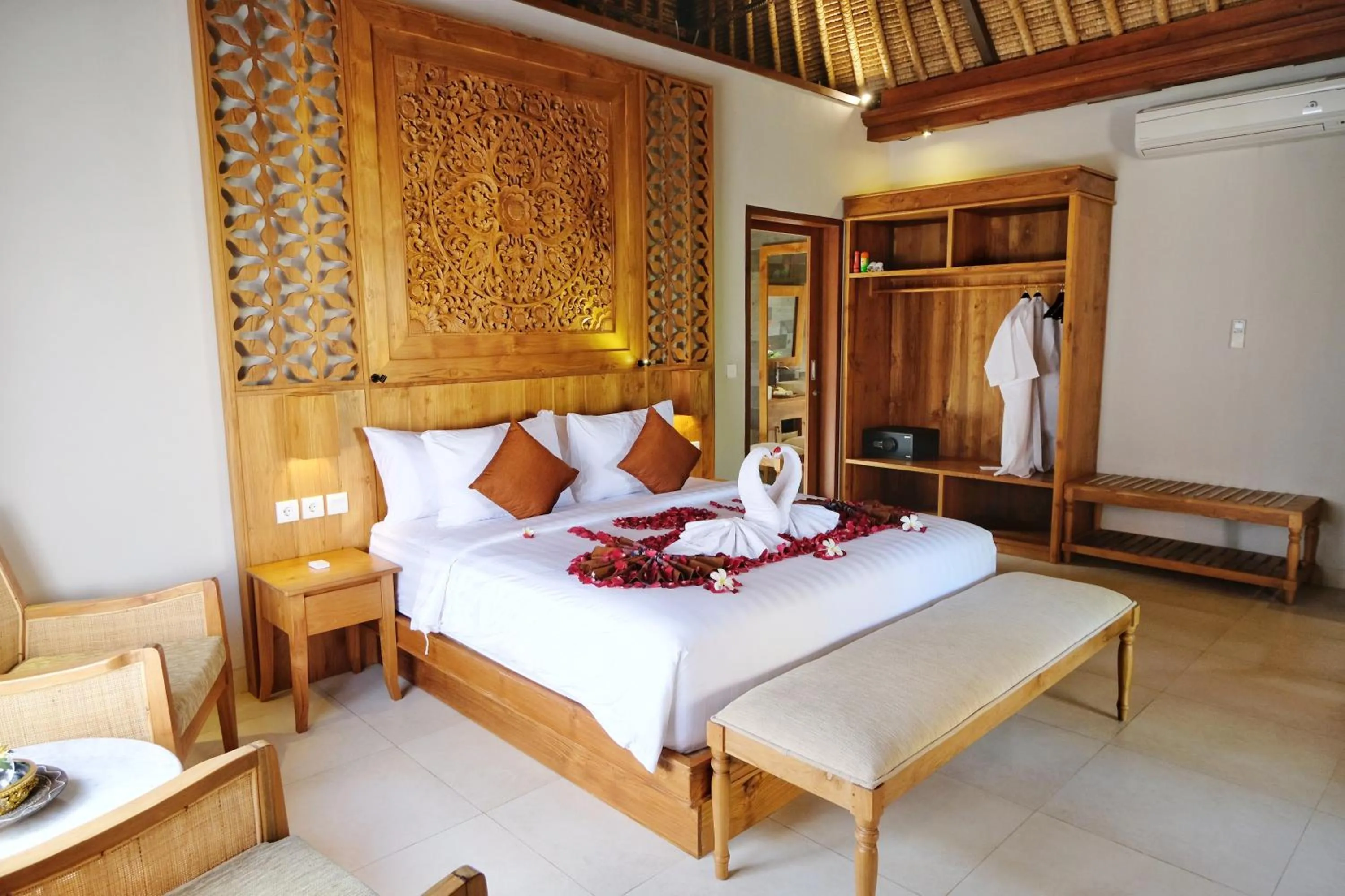 Suite Villa with Private Jacuzzi in Puri Andong Villa