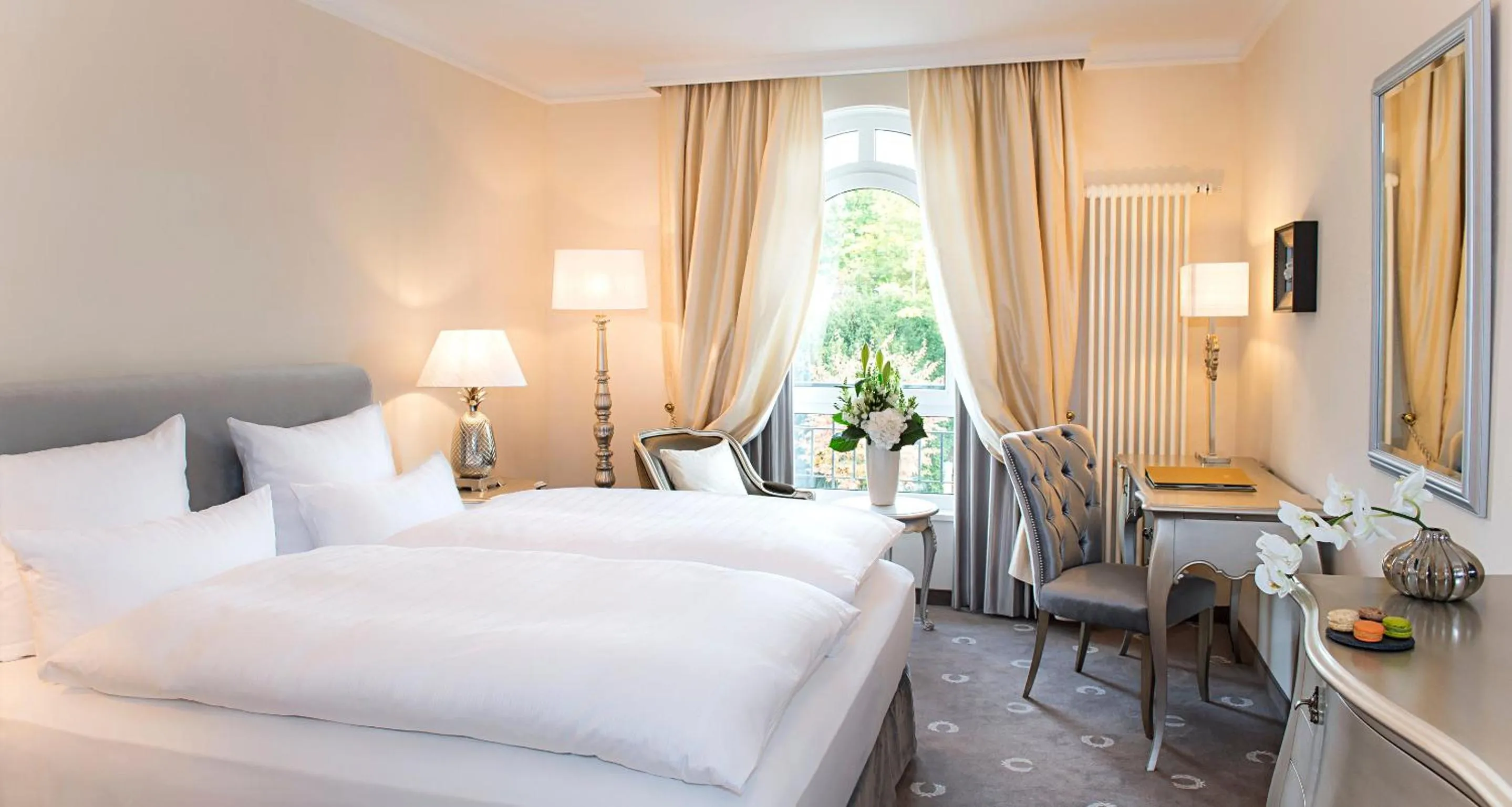 Classic Room - single occupancy in Victor's Residenz-Hotel Schloss Berg