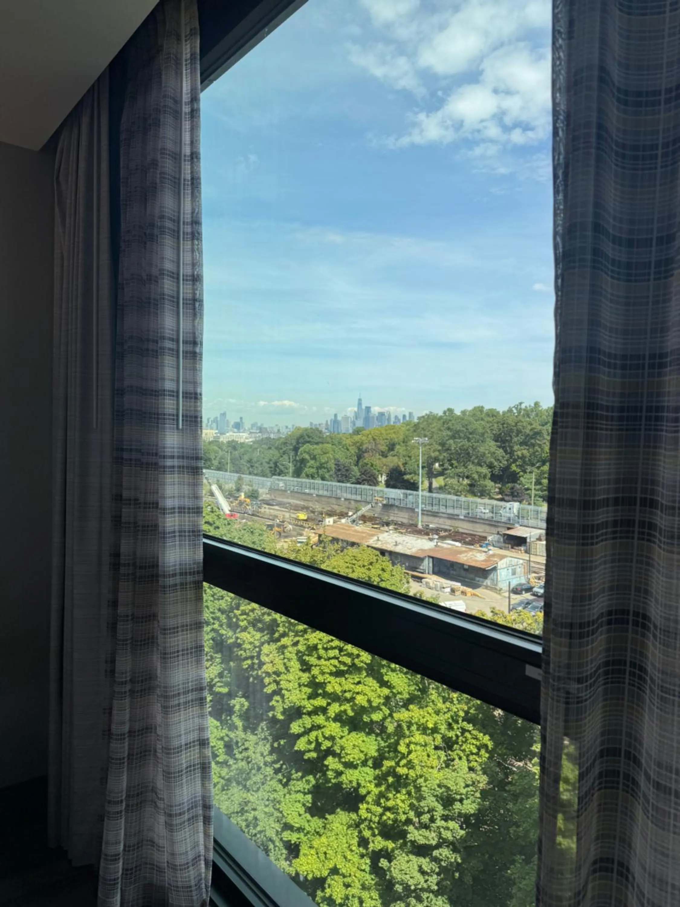 Standard King Room in Holiday Inn Express - NYC Brooklyn - Sunset Park by IHG