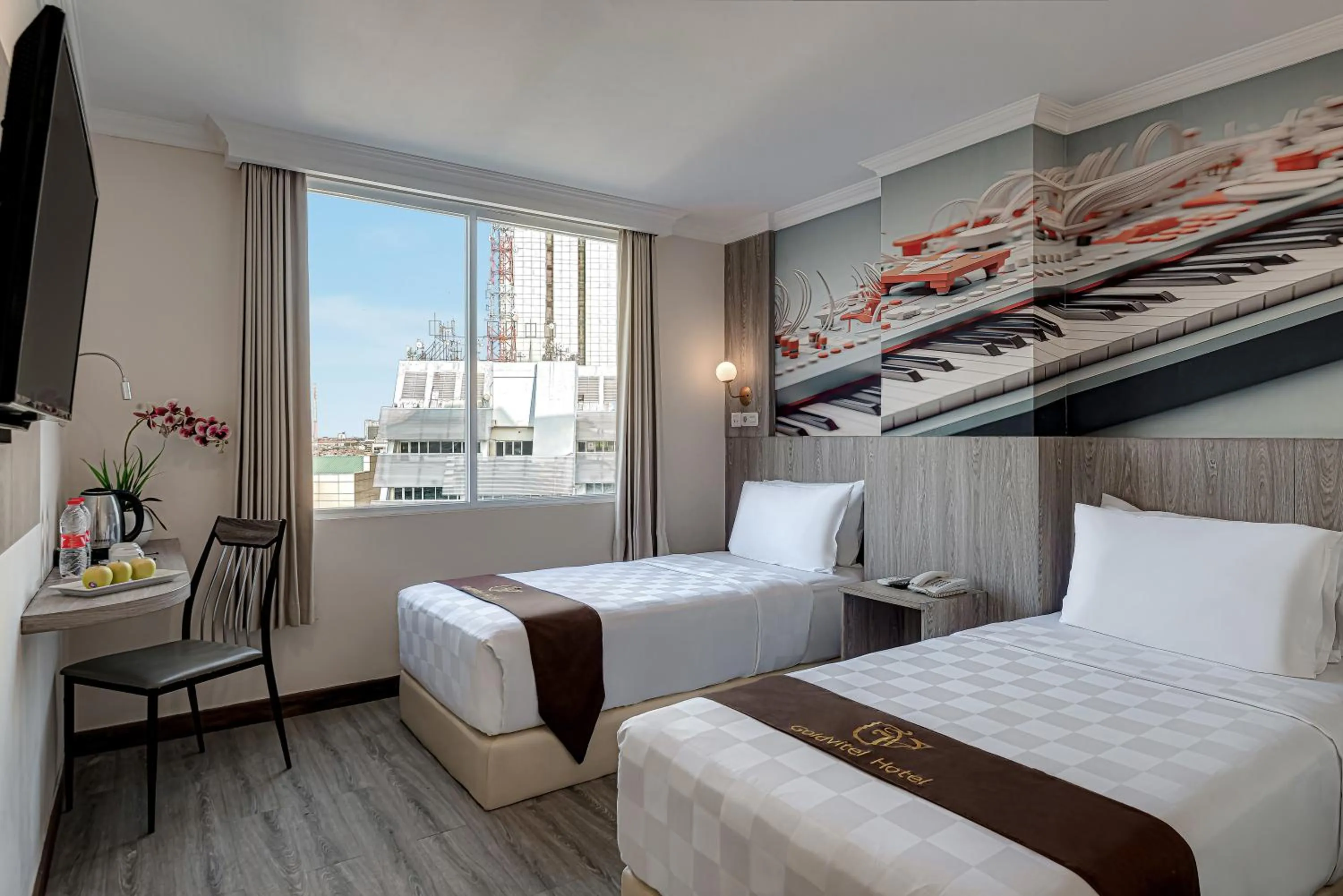 Superior Twin Room in Goldvitel Hotel Surabaya