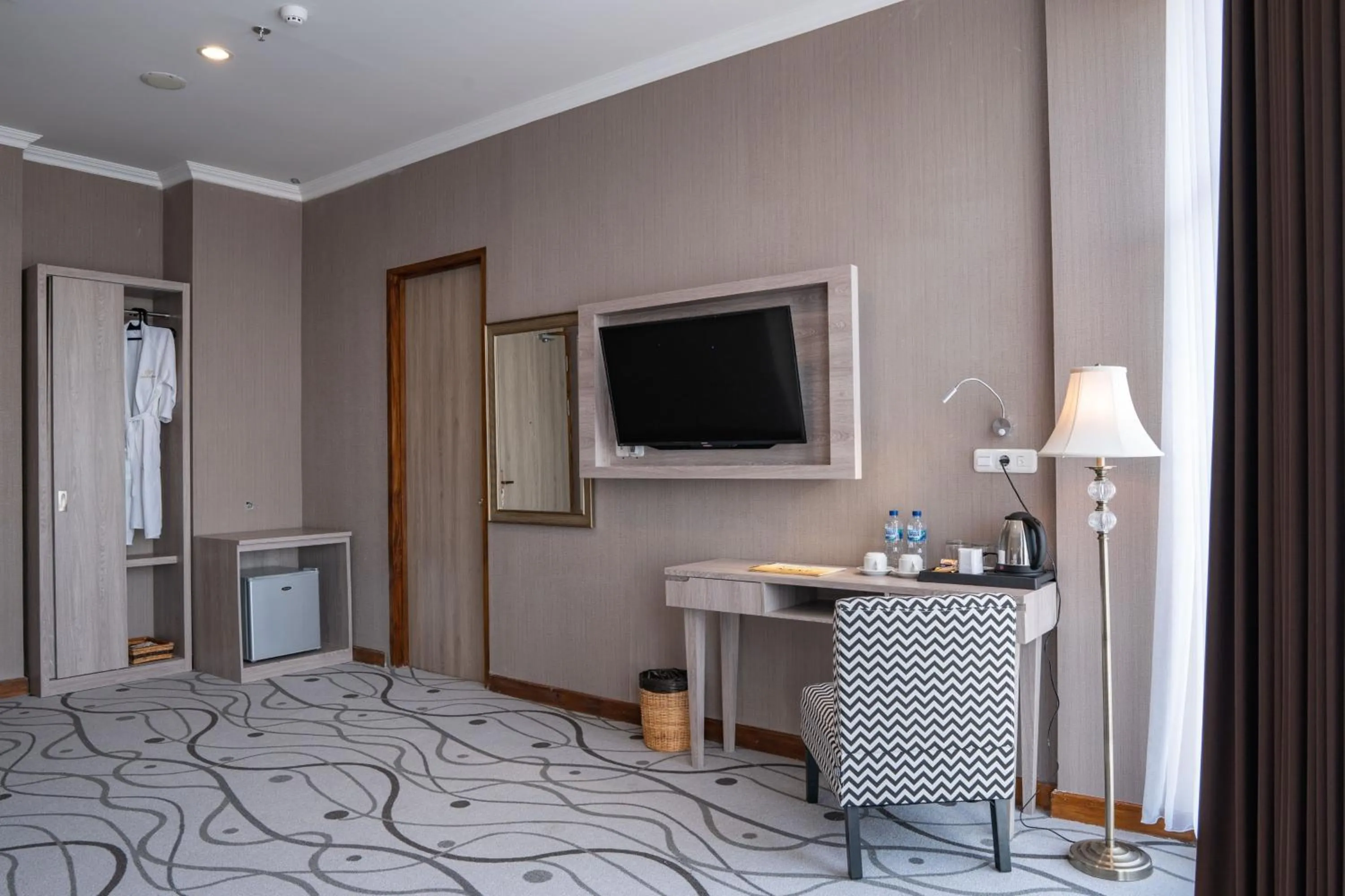 Junior Suite in Goldvitel Hotel Surabaya