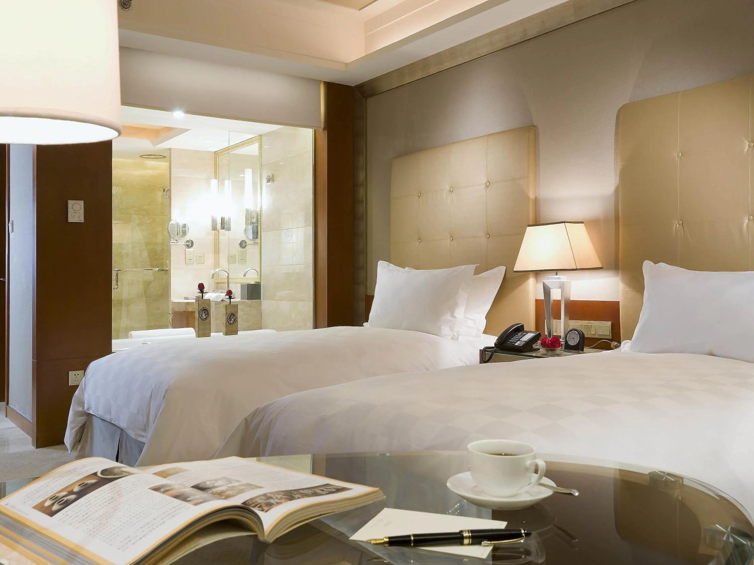 Luxury Room with Twin Bed in Sofitel Harbin