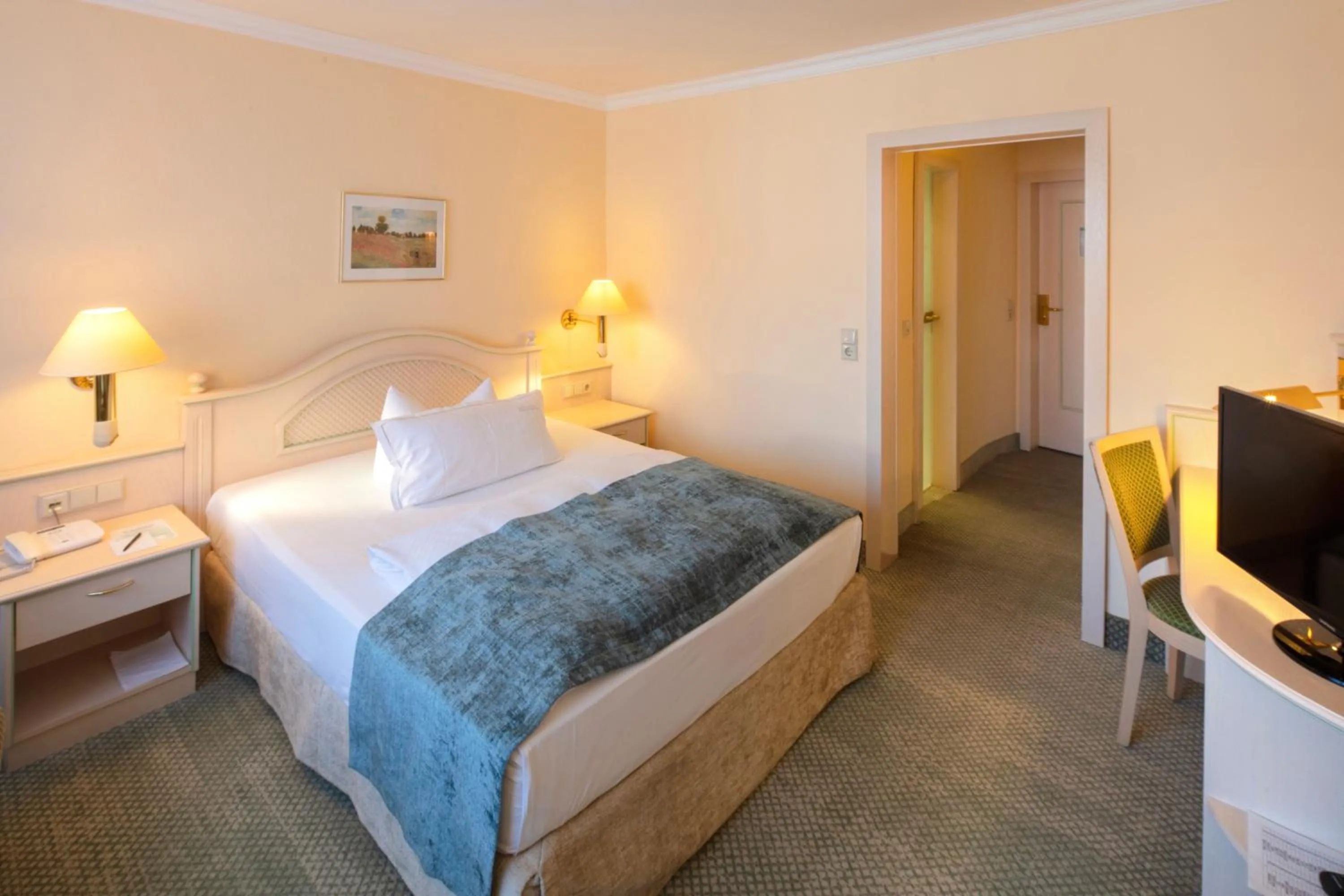 Deluxe Single Room in Hotel Braunschweiger Hof