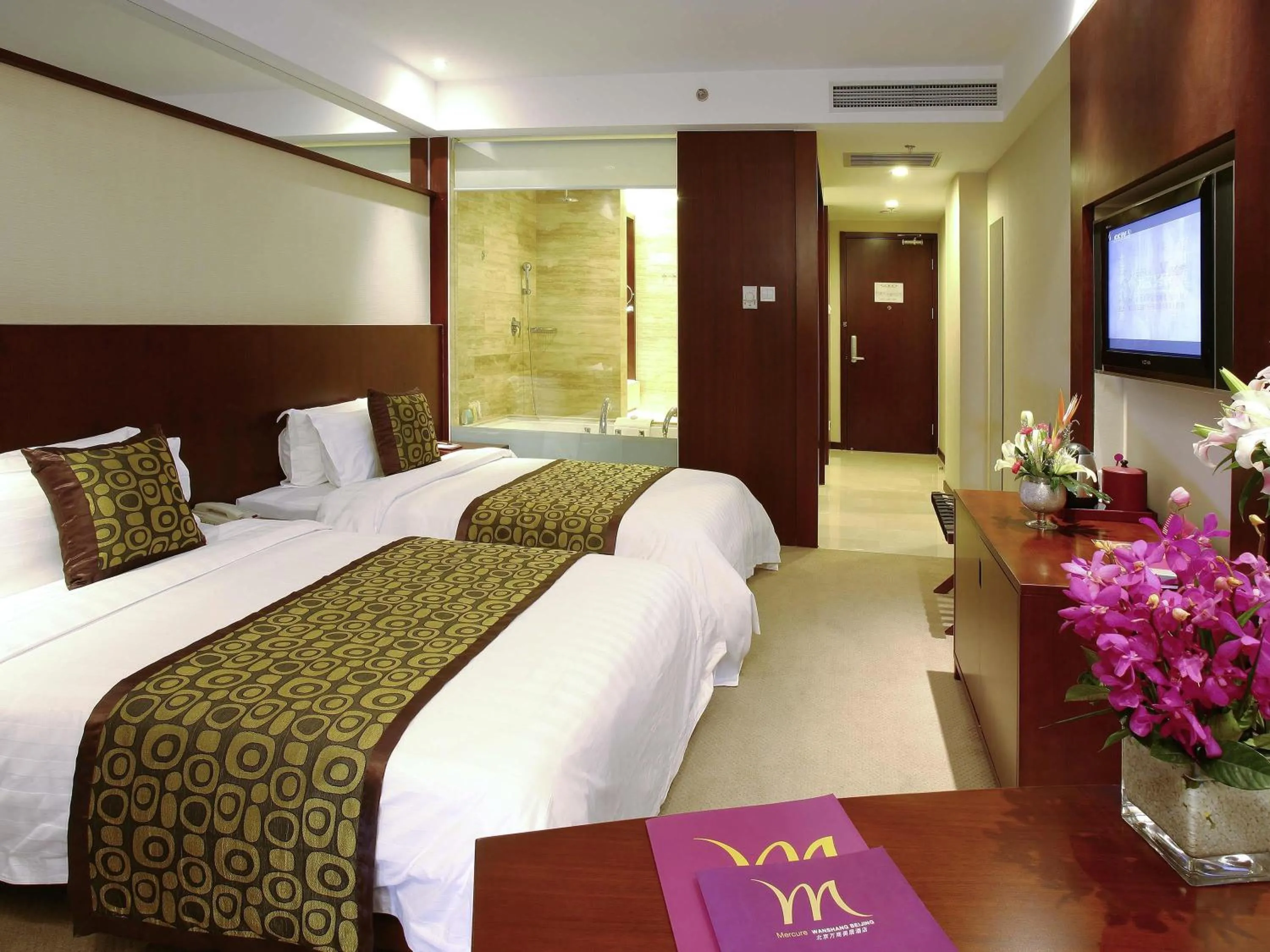 Superior Twin Room in Mercure Wanshang Beijing