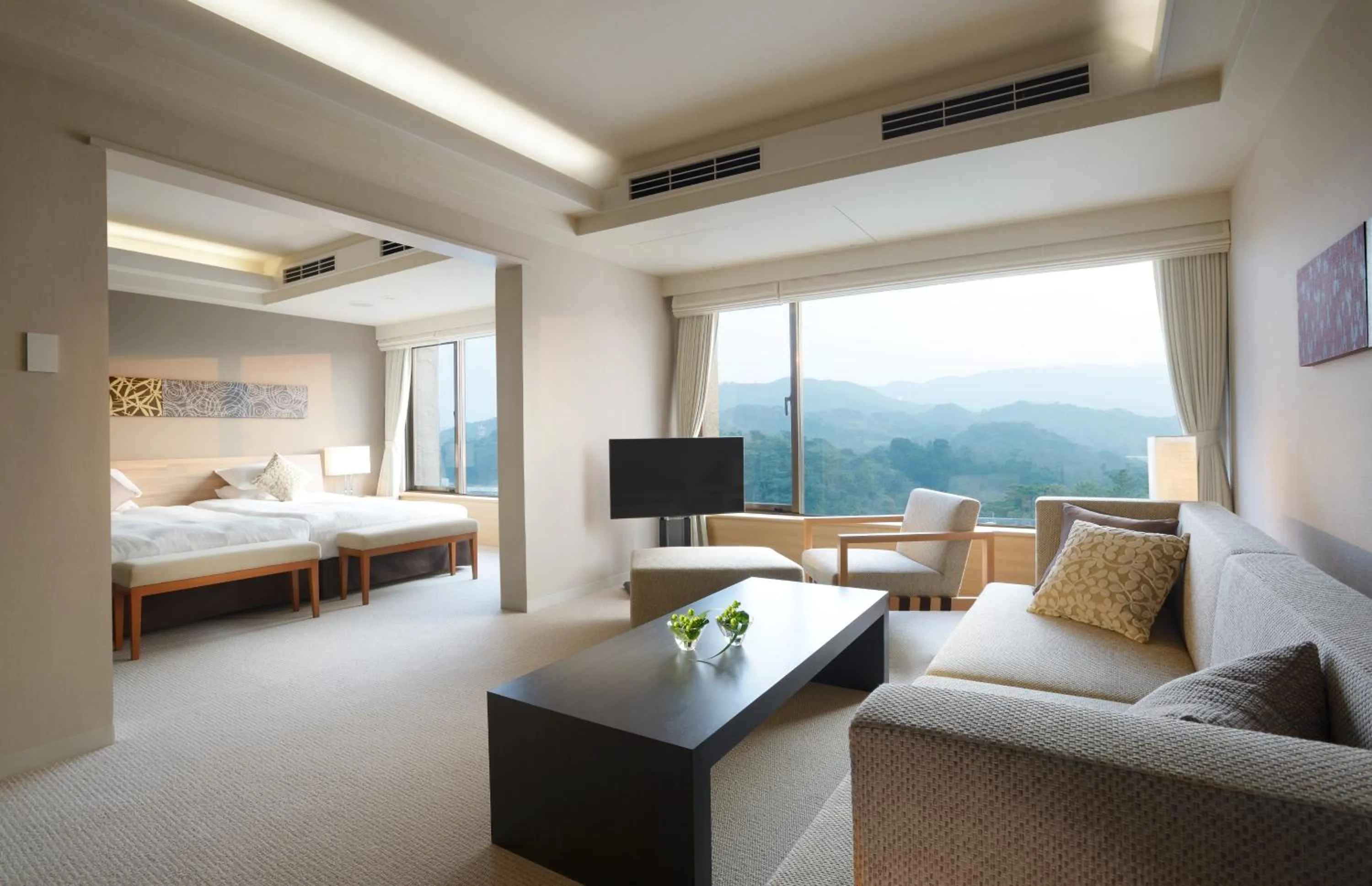 Suite with Mountain View - single occupancy - Non-Smoking in Toba International Hotel