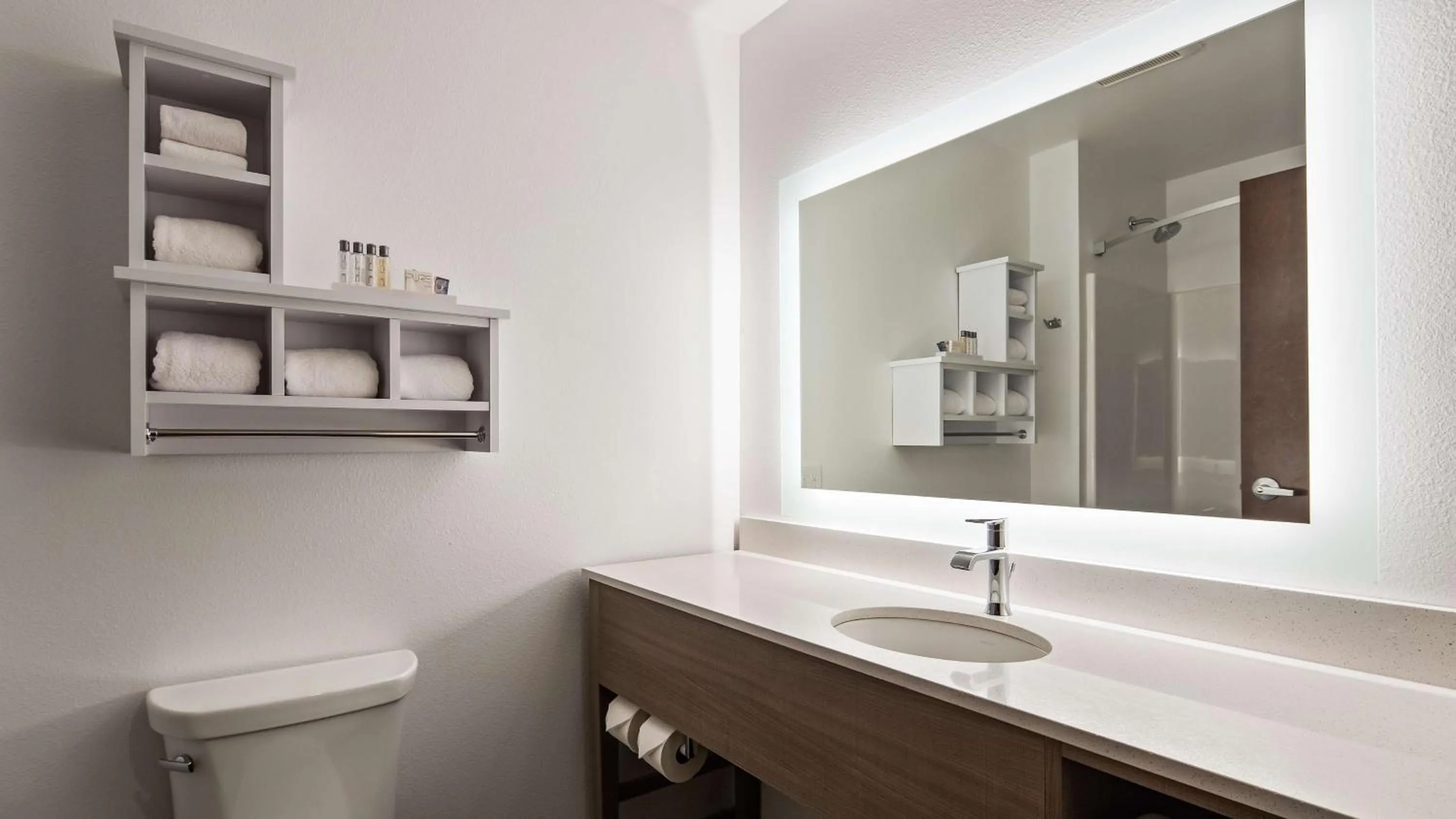 One-Bedroom King Suite in The Forge Hotel BW Signature Collection