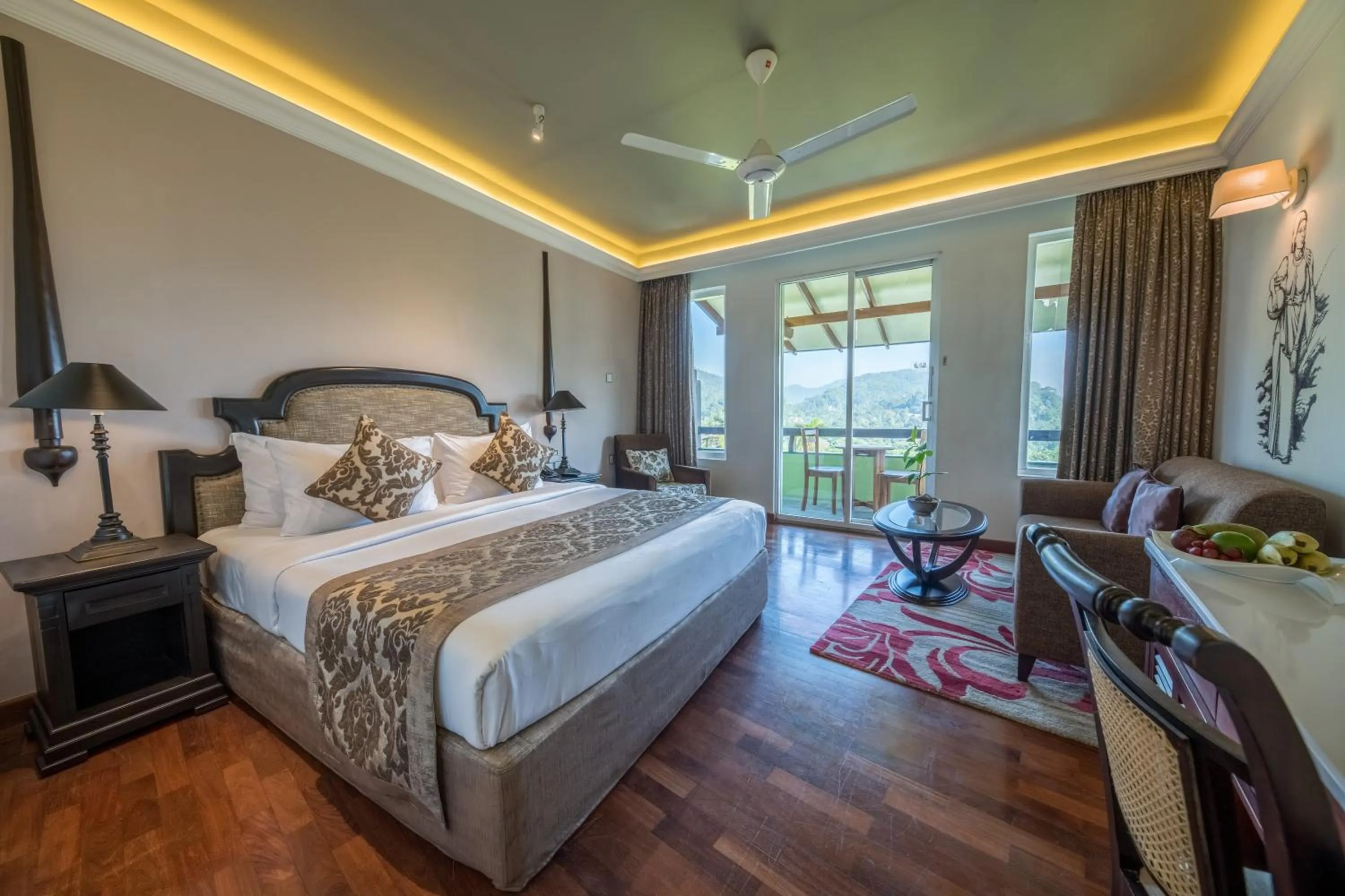 Deluxe with Mountain View  - single occupancy in Earl's Regent Hotel