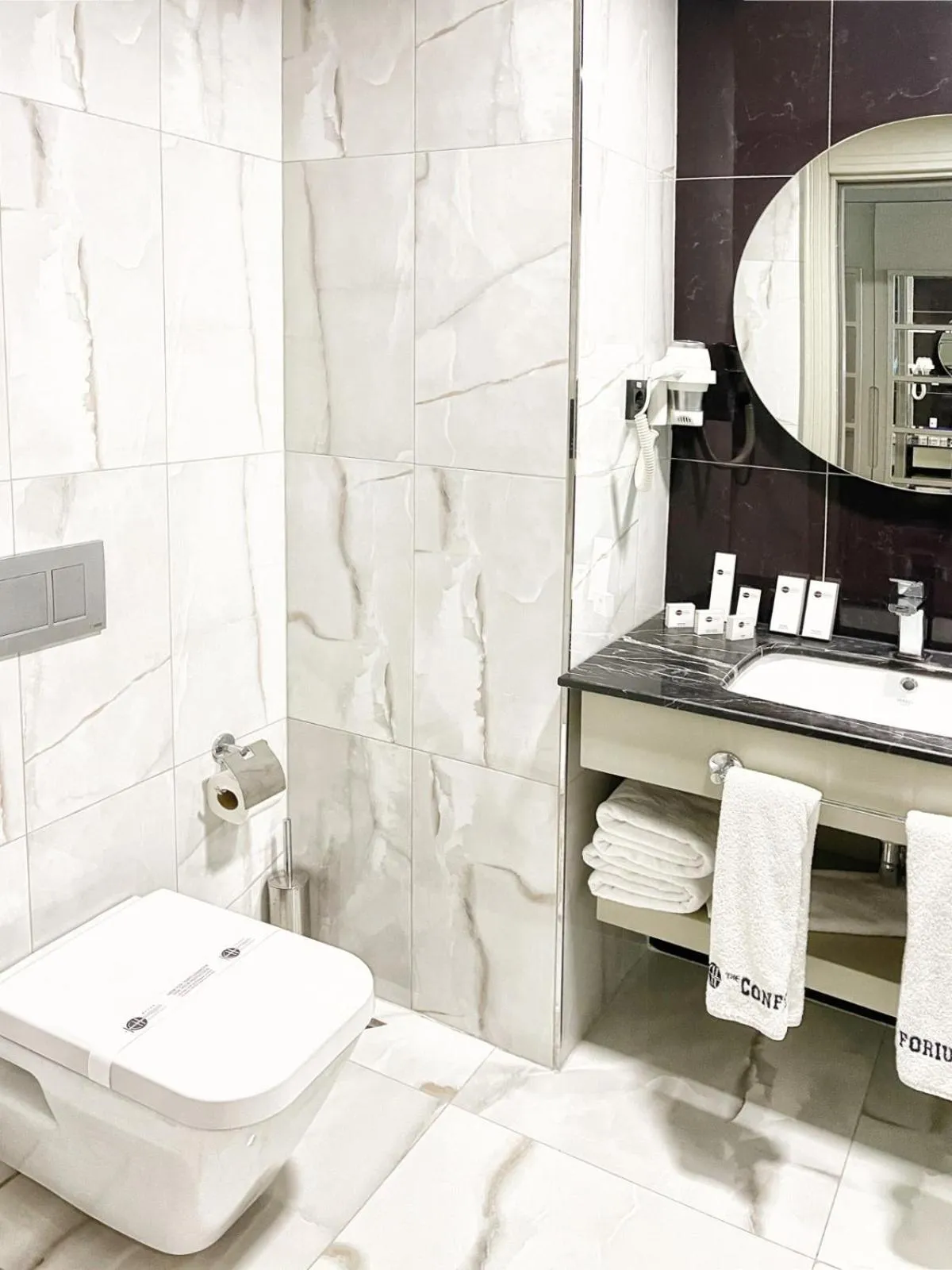 Superior Double Room in The Conforium Hotel Van