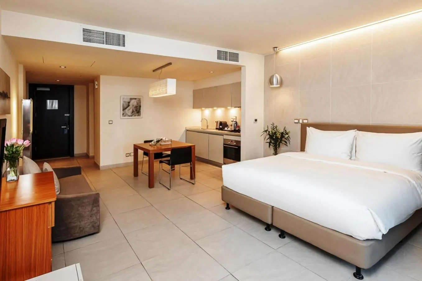 Studio with Balcony in Radisson Blu Residence, Dubai Marina