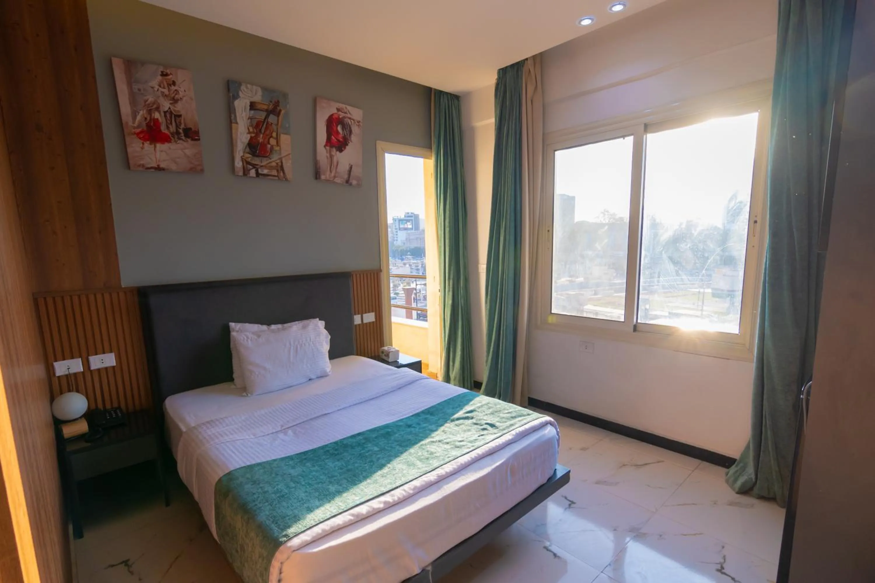 Superior Double Room - single occupancy in Museum Plaza