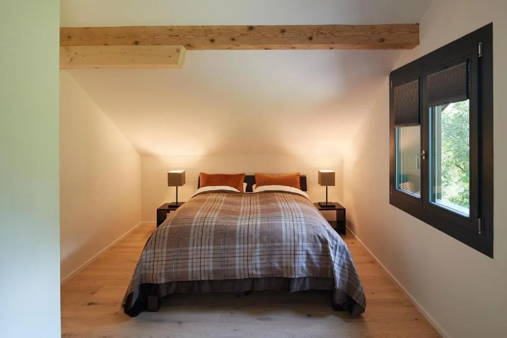 Suite Apartment with Shower in Eiger View Alpine Lodge