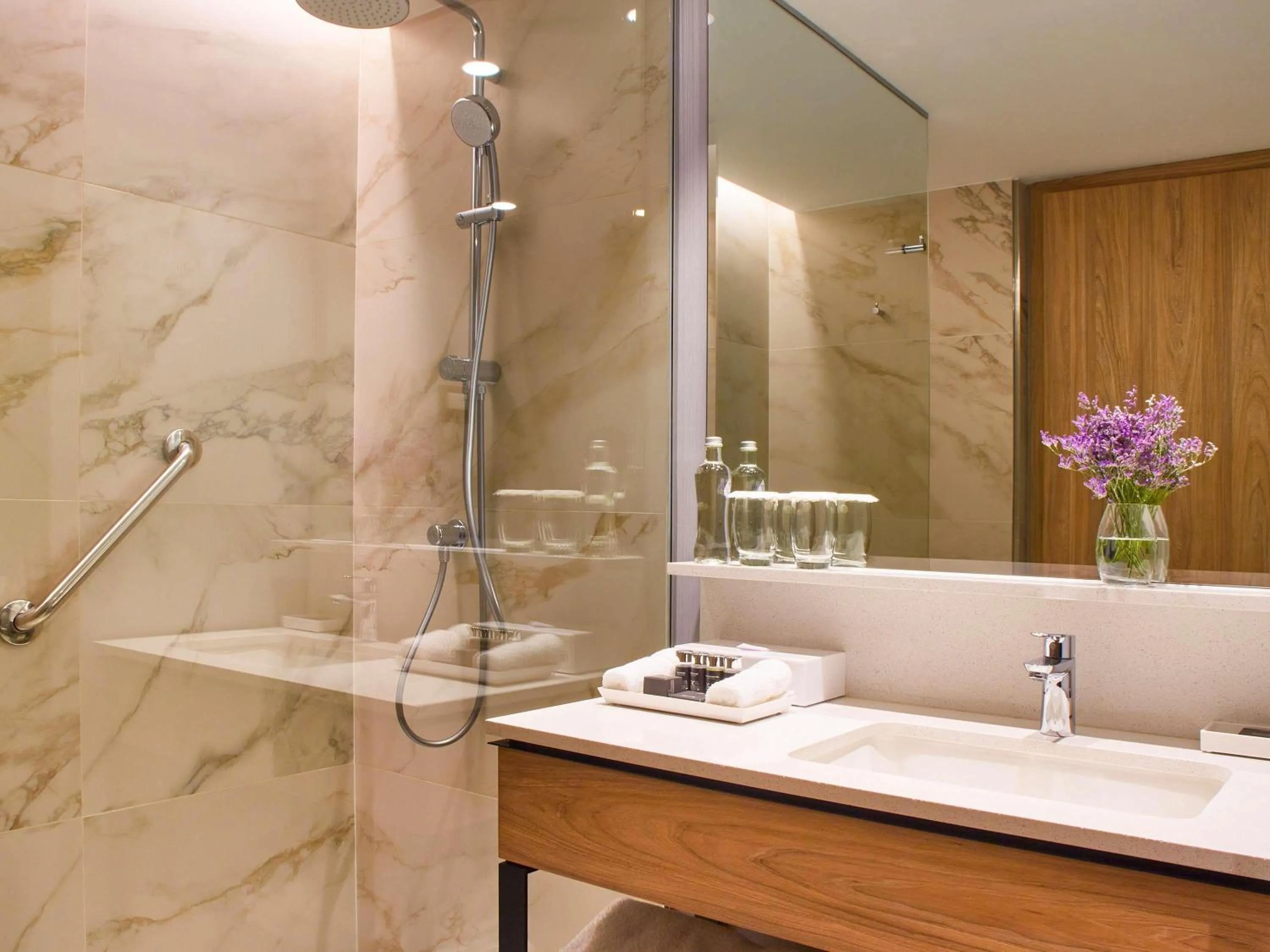 Deluxe Double Room with Two Double Beds in Pullman Lima Miraflores