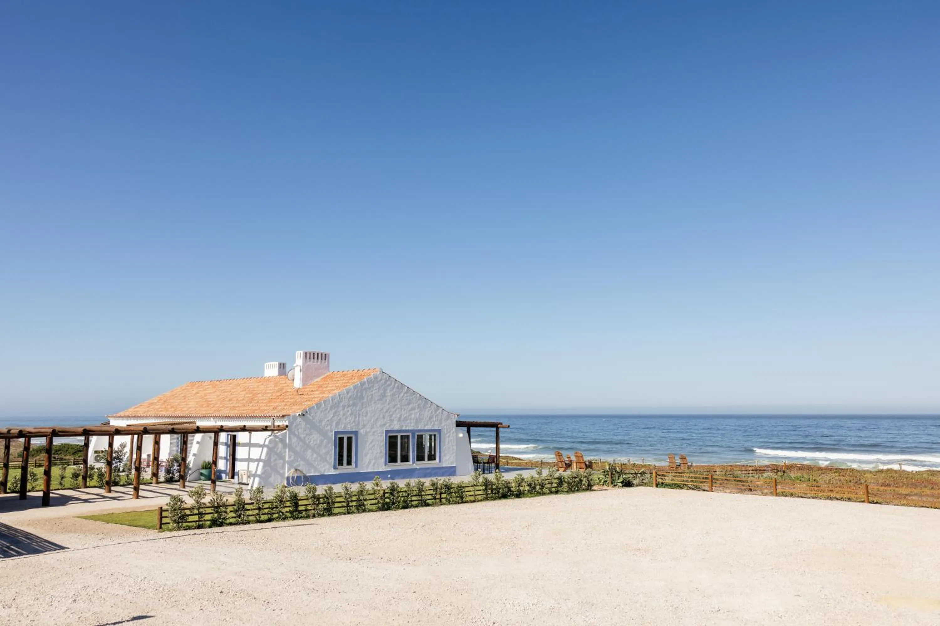 Villa - Beach Front in Monte da Bemposta