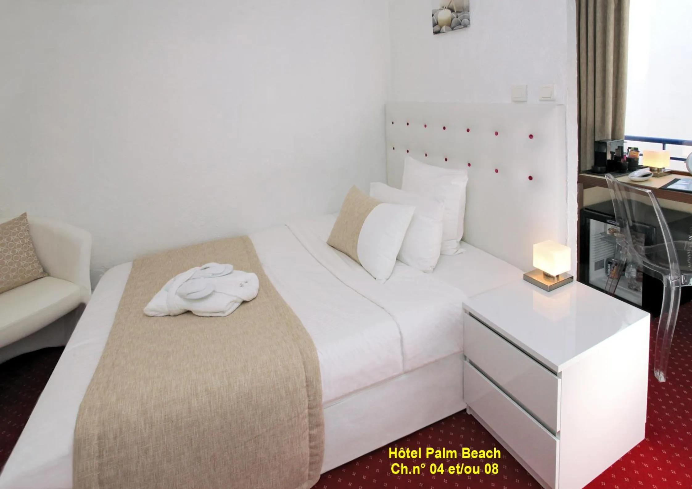 Single Room with Balcony in HOTEL PALM BEACH