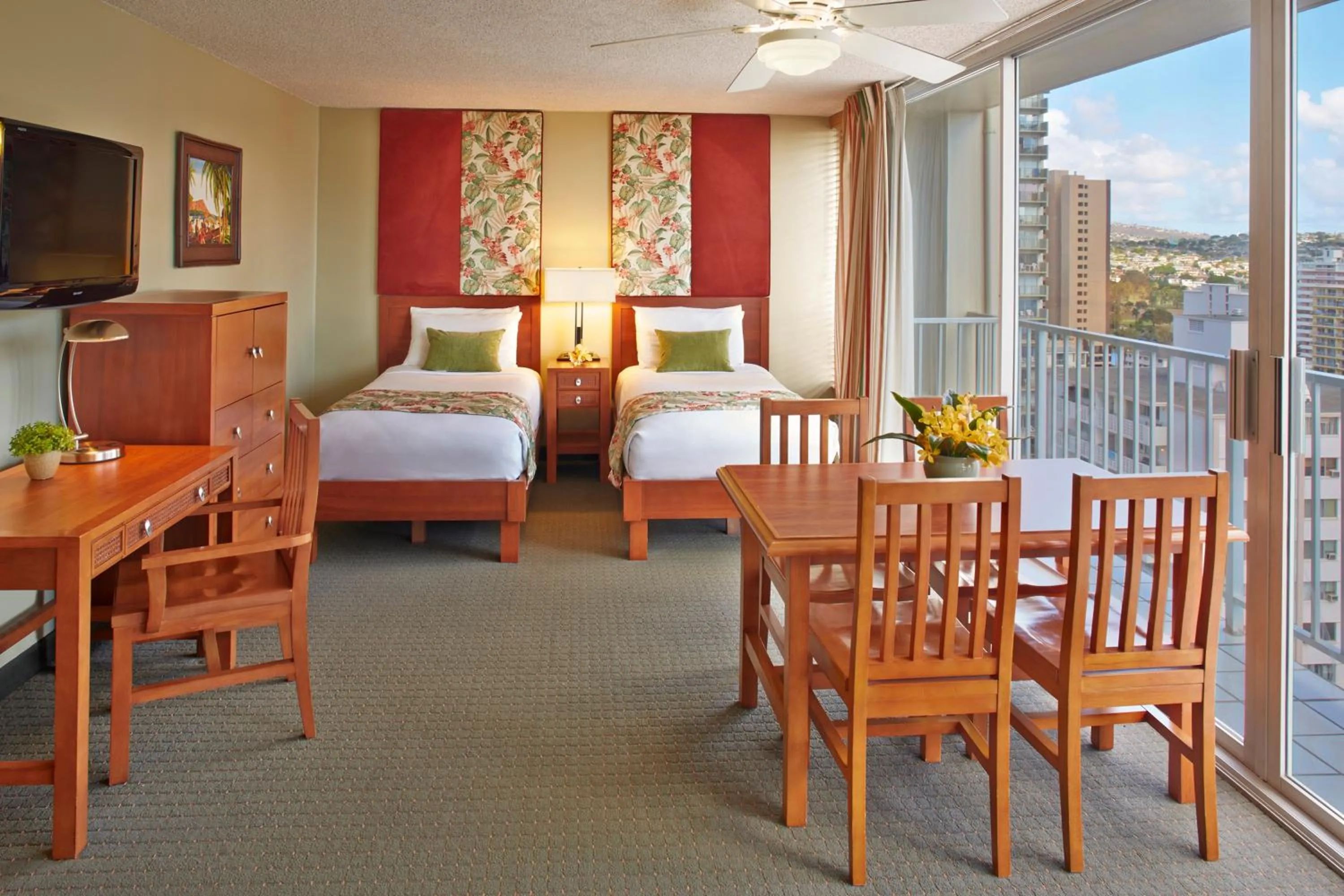 One Bedroom Suite with Two Twin Beds in Pacific Monarch Hotel