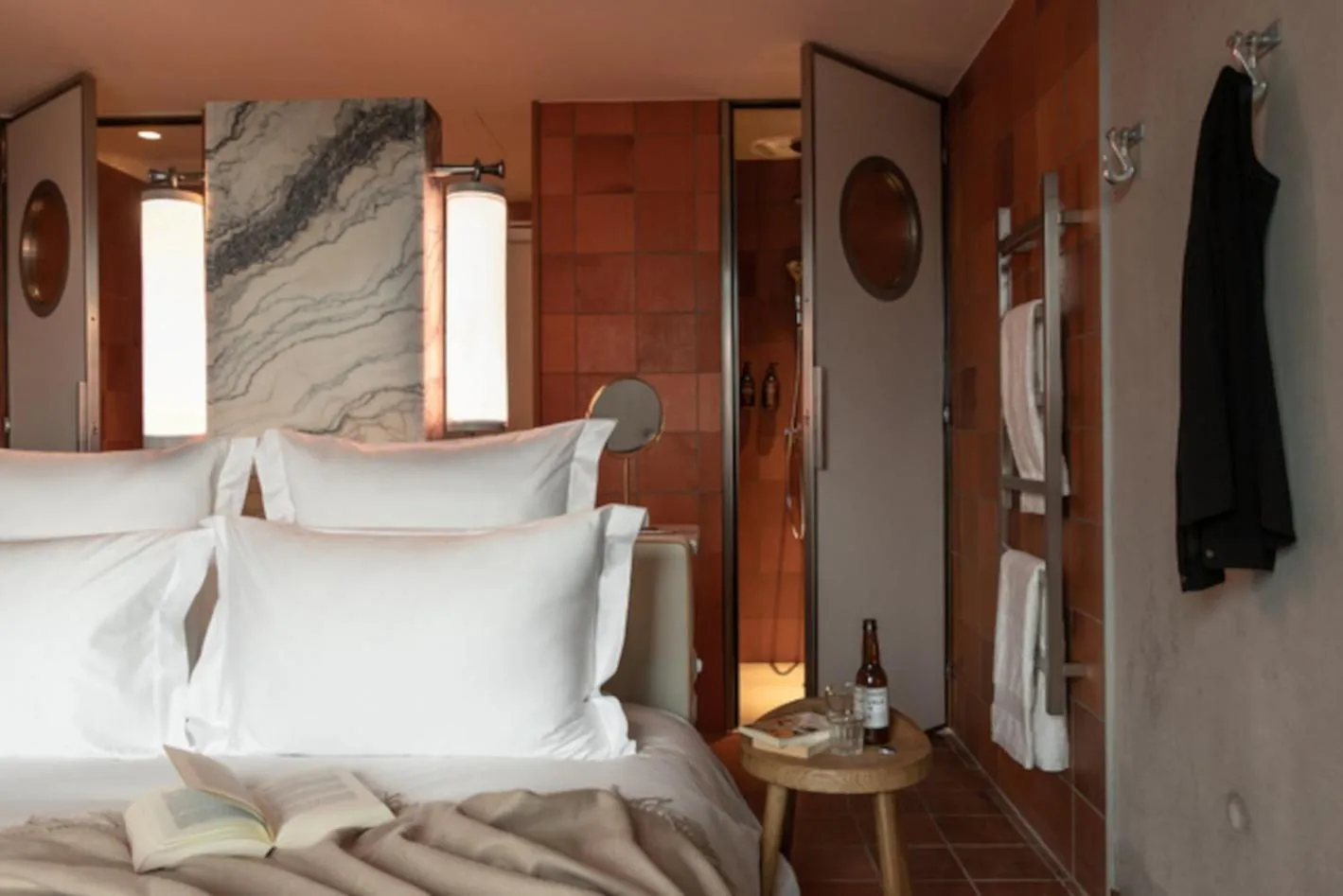 Standard Double Room in MOB House