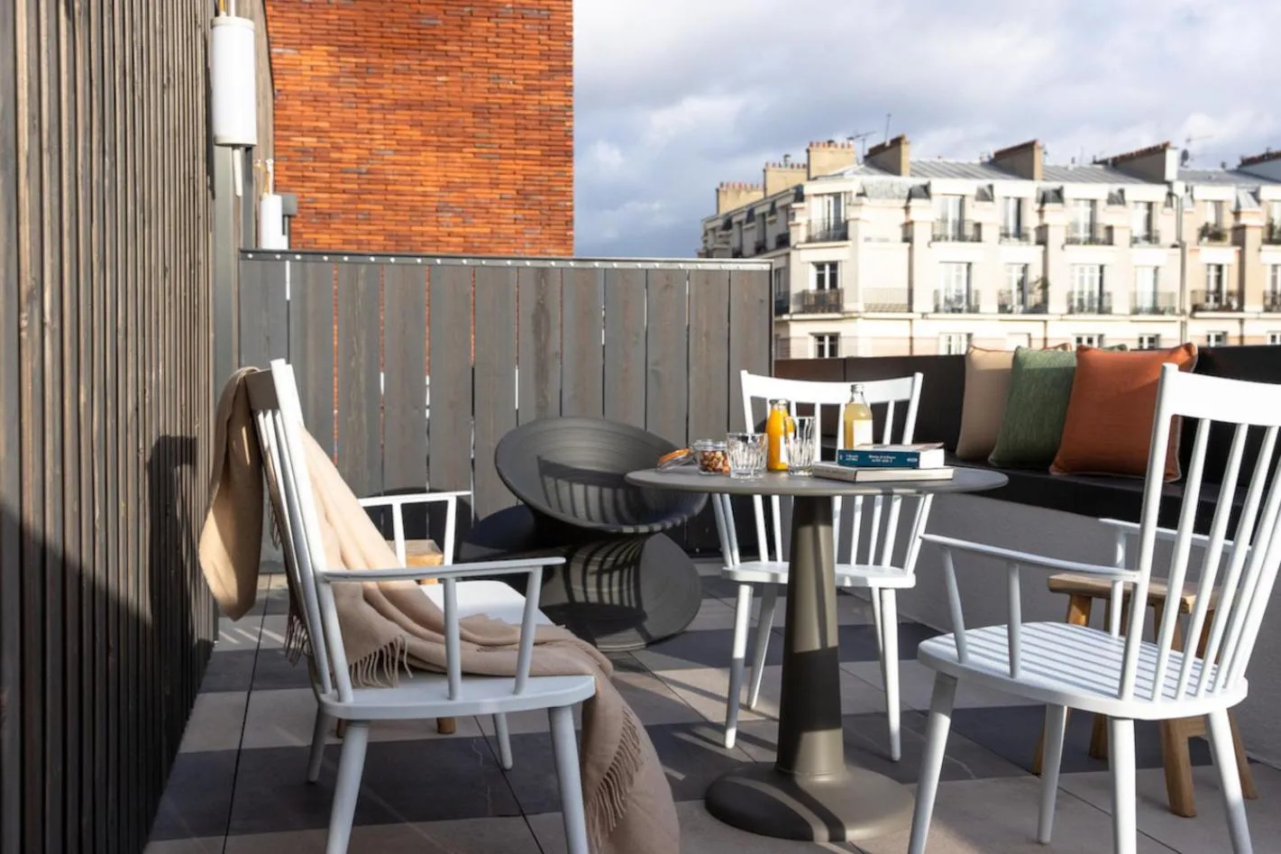 Double Room with Terrace in MOB House