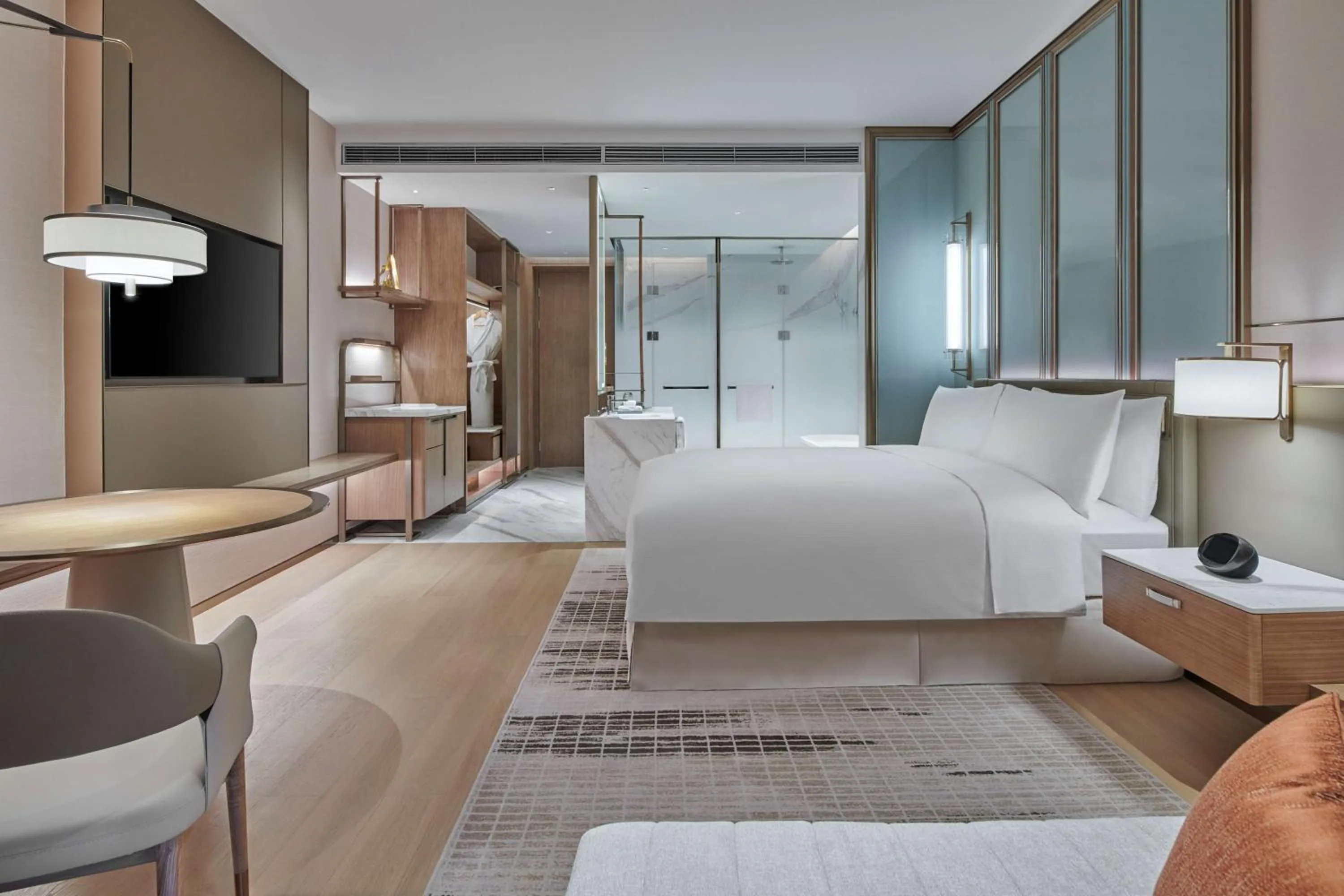 Deluxe King Room in Hilton Changsha Riverside