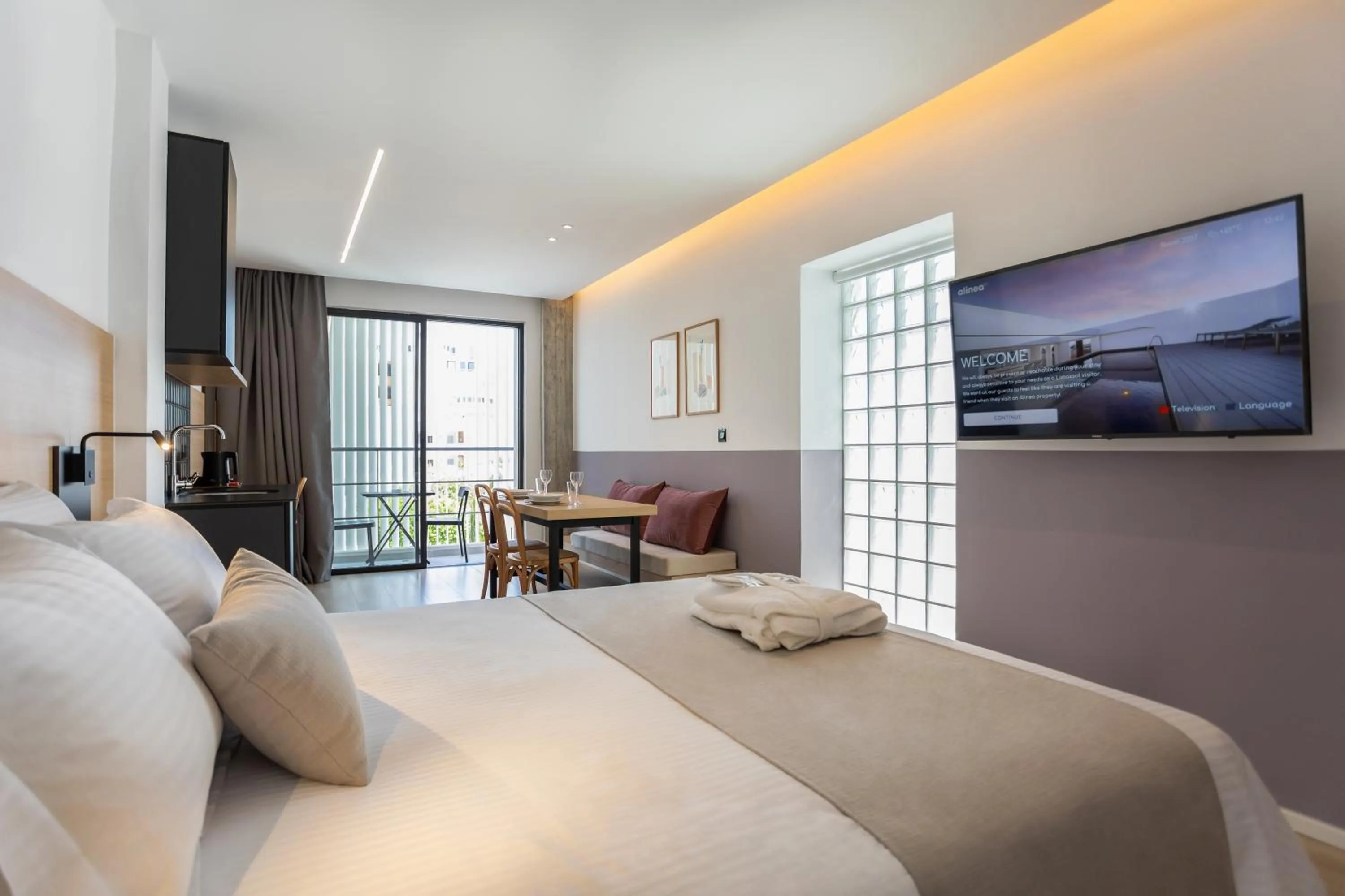 Urban Suite in Alinea Urban Saripolou Square