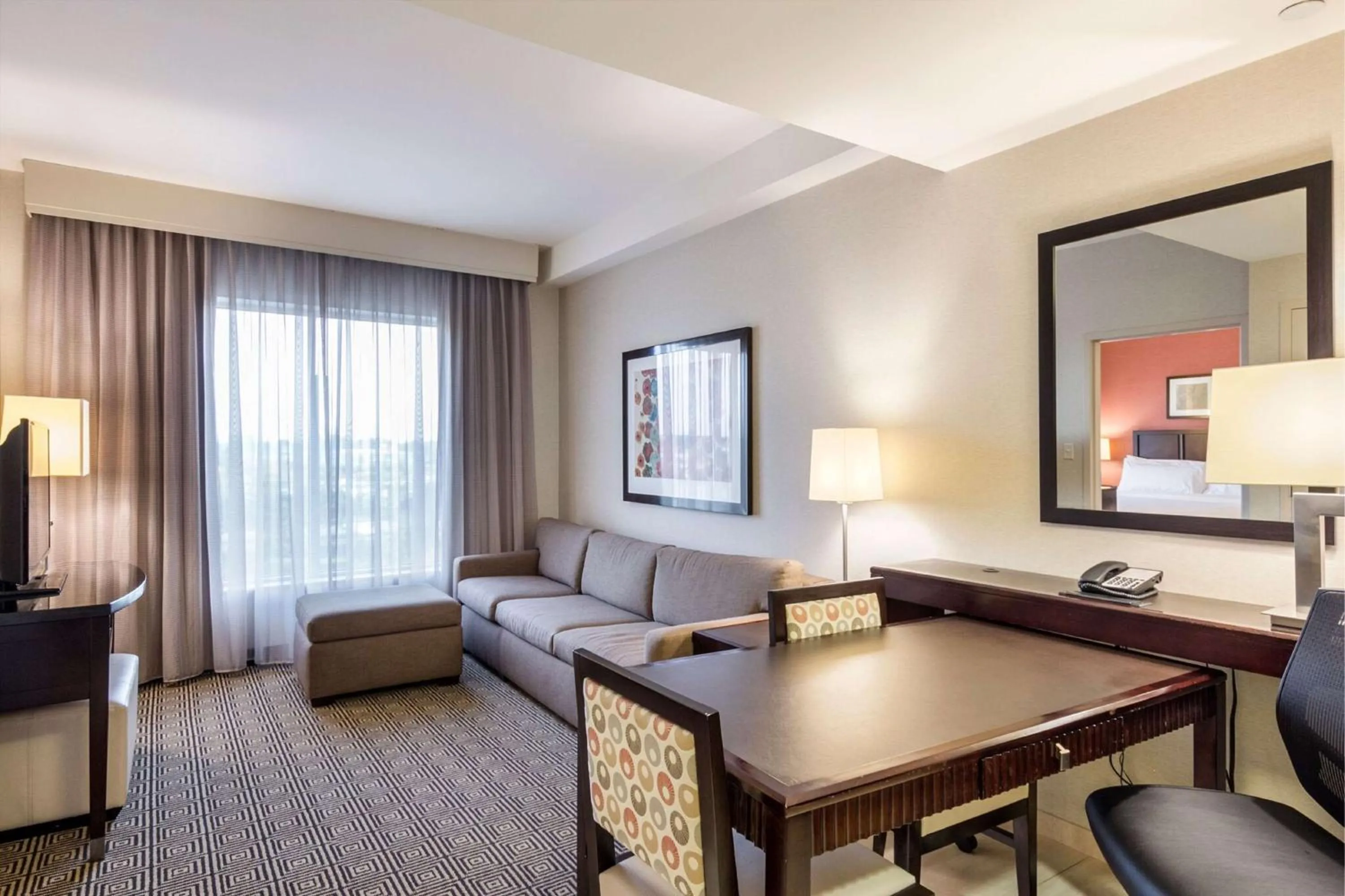 Two Double Beds Suite Mobile Accessible with Tub in Embassy Suites by Hilton Newark Airport