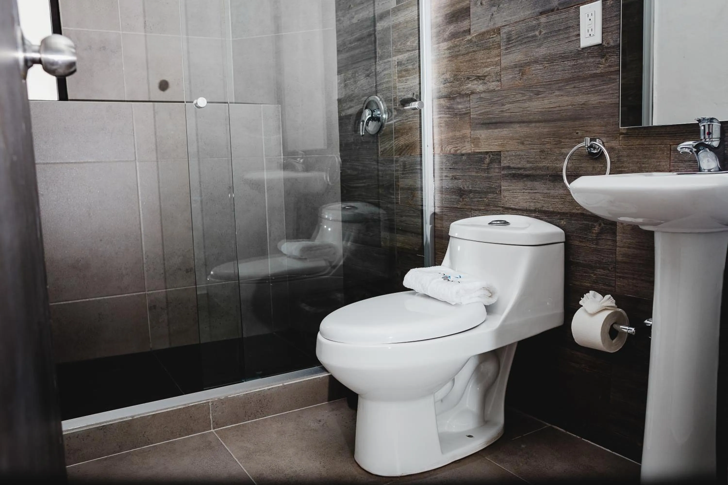 Standard Triple Room in Hotel Flamingo Merida