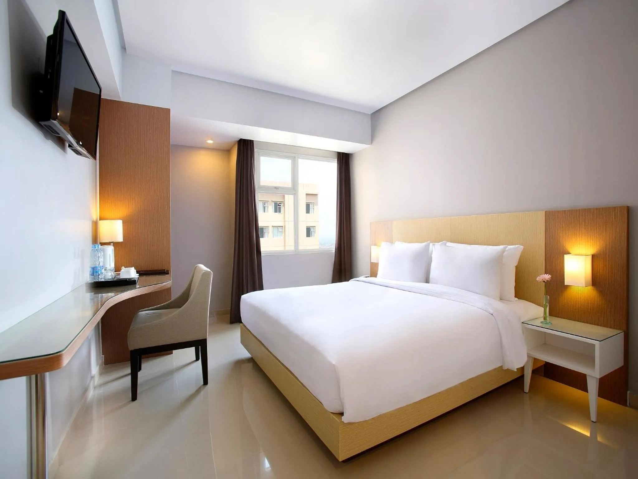 Superior King Room in Hotel Santika Depok