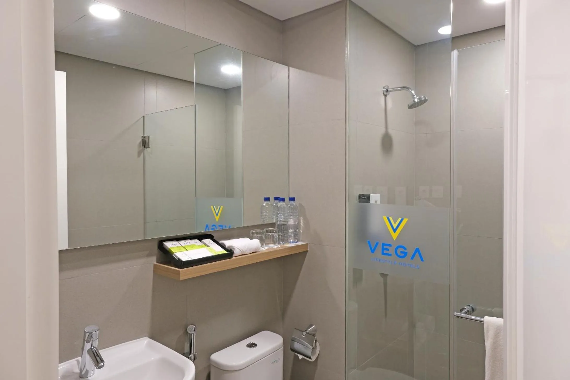 Deluxe Room (2 Adults + 1 Child) in Vega Hotel Gading Serpong