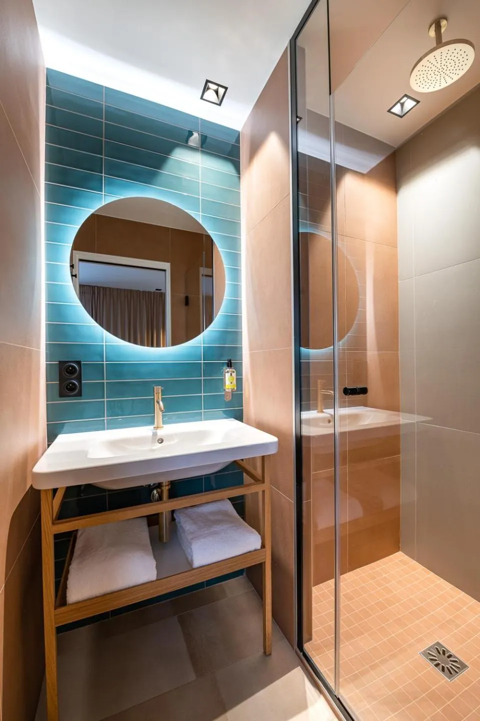 Suite in O.Lysée Hotel