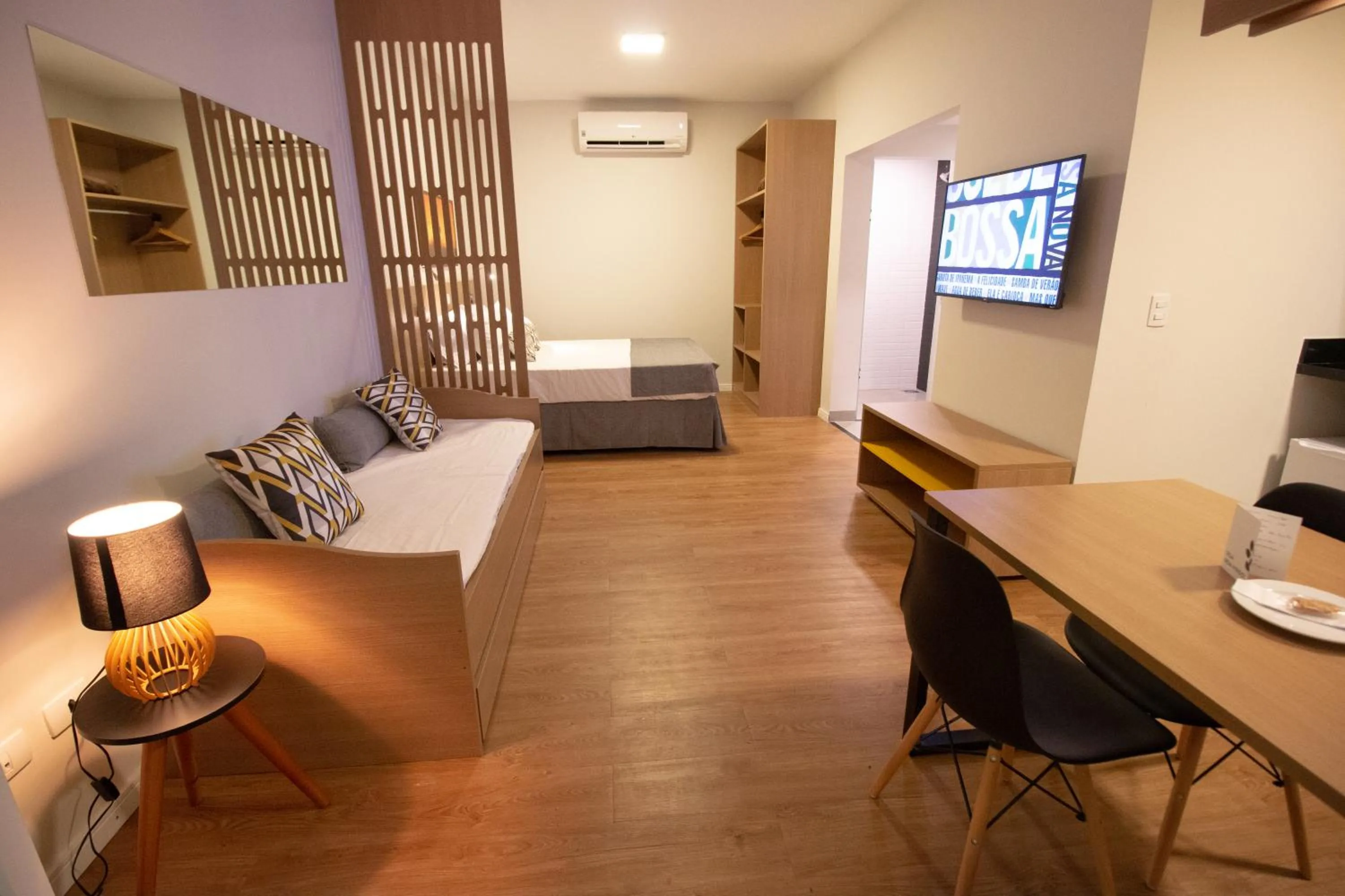 Deluxe Queen Suite in ibis Styles Bonito