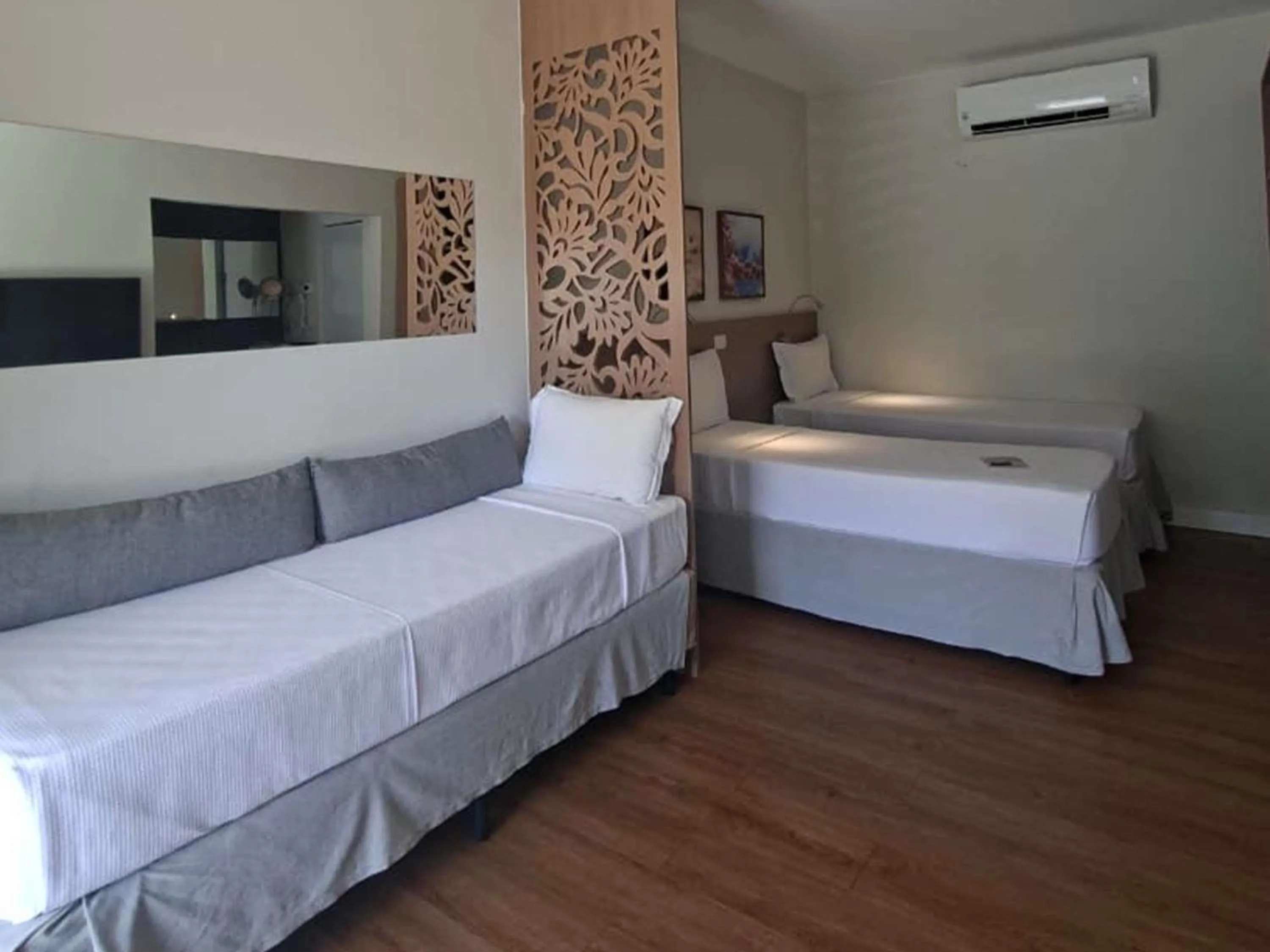 Standard Room With Three Single Beds in ibis Styles Bonito