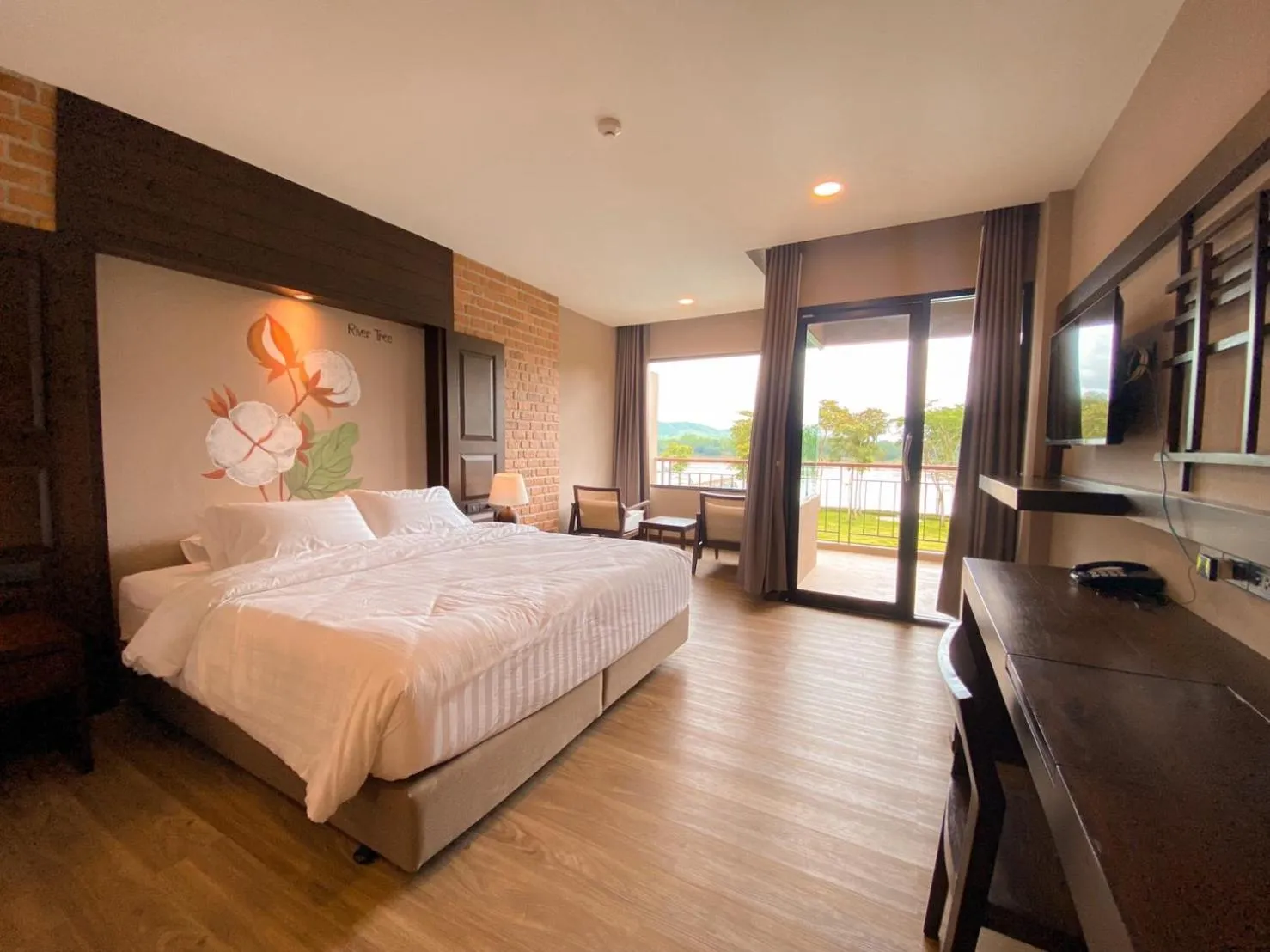 Deluxe Double Room in River Tree Resort