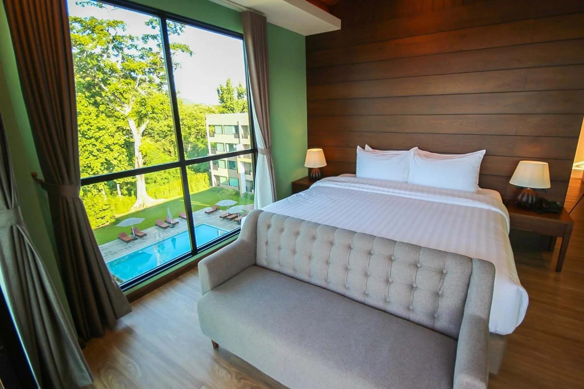 Junior Suite with Balcony in River Tree Resort