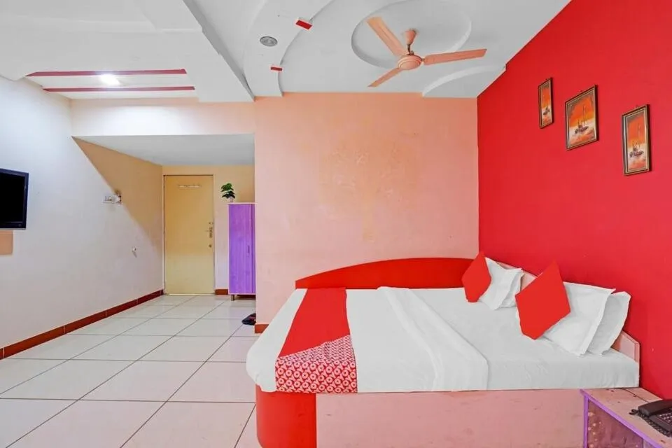 Deluxe Double Room - single occupancy in Hotel Velvet