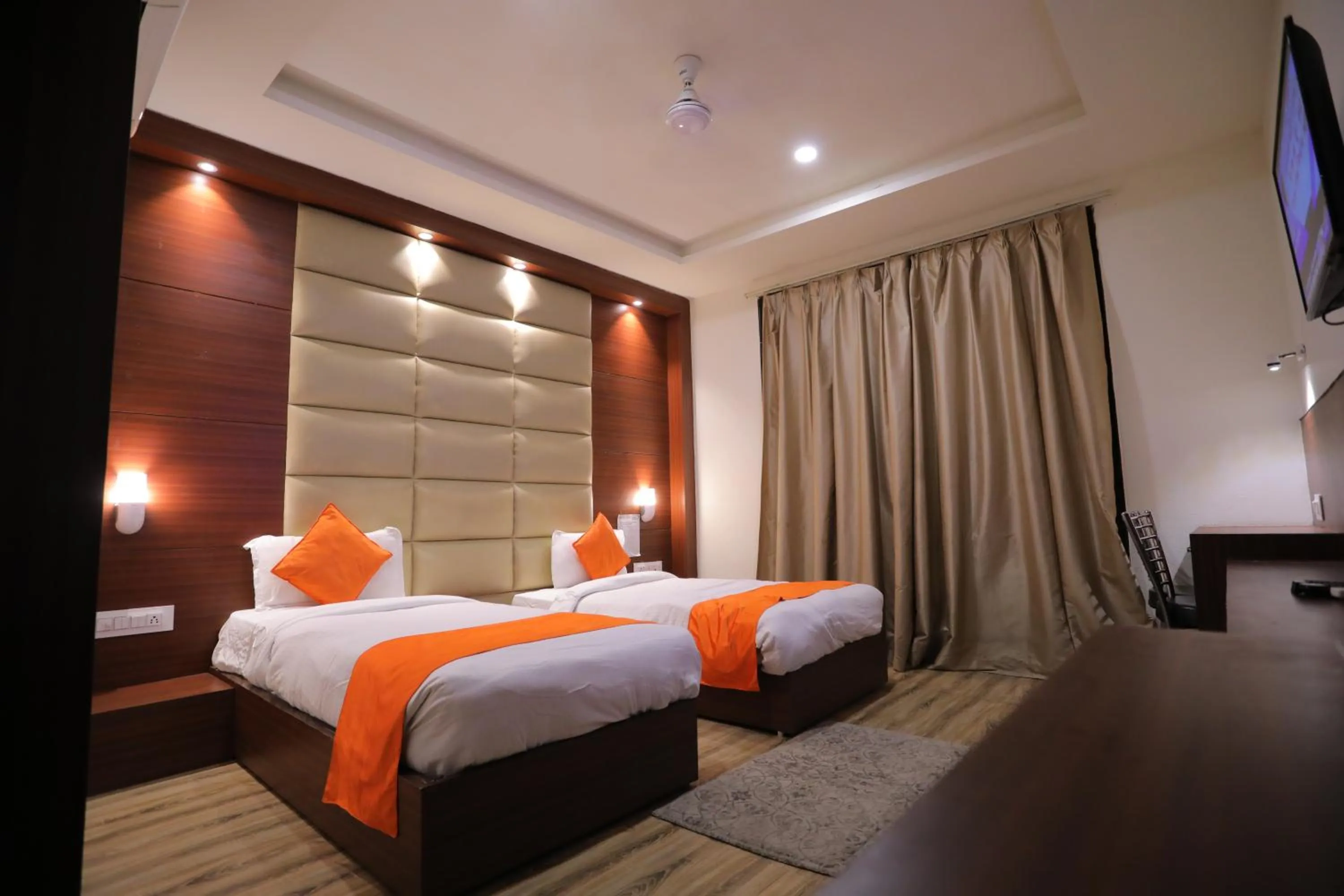 Deluxe Double or Twin Room in Hotel Marygold By The Golden Taj Group & Hotels