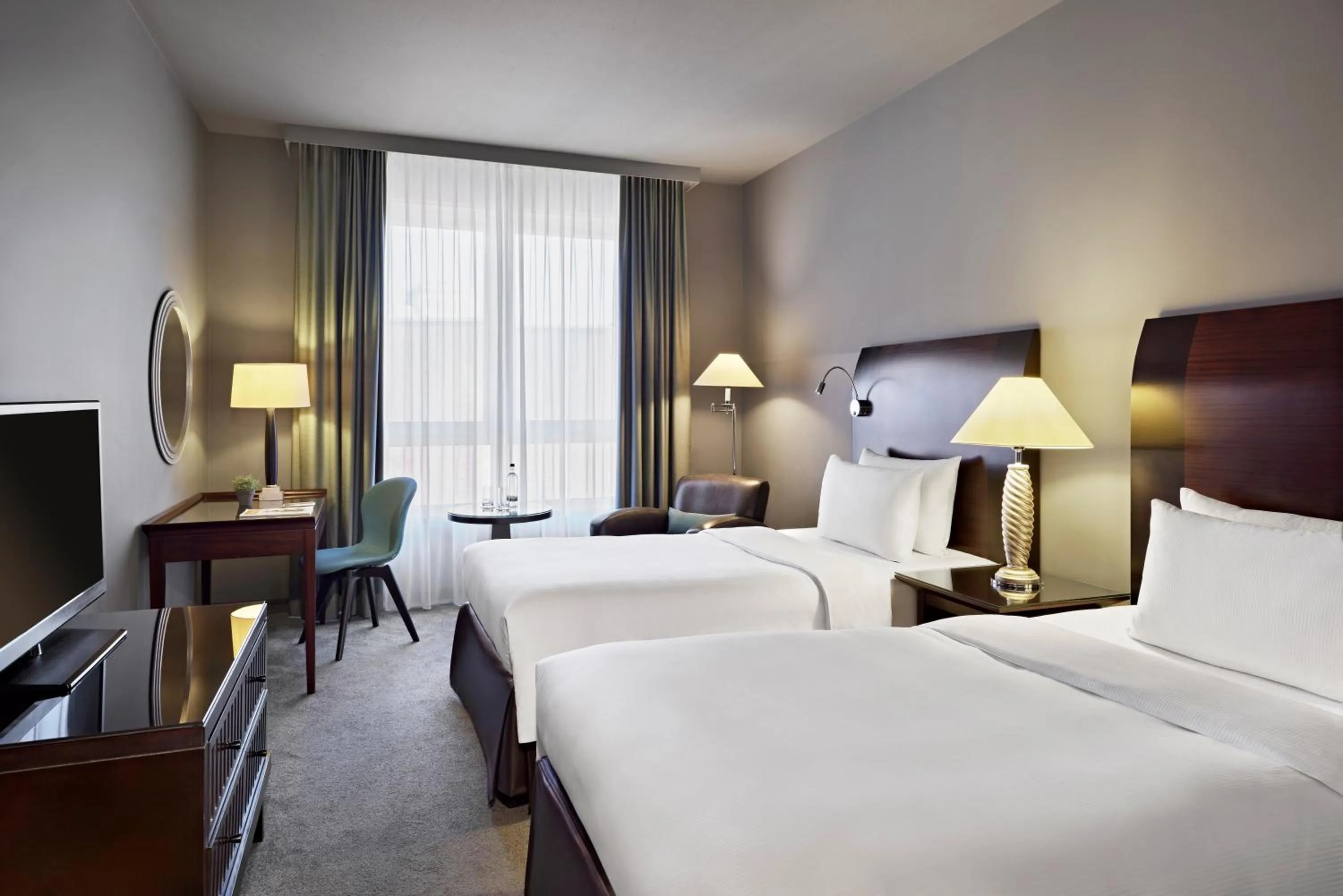 Twin Room in Lindner Hotel Cologne City Plaza, part of JdV by Hyatt