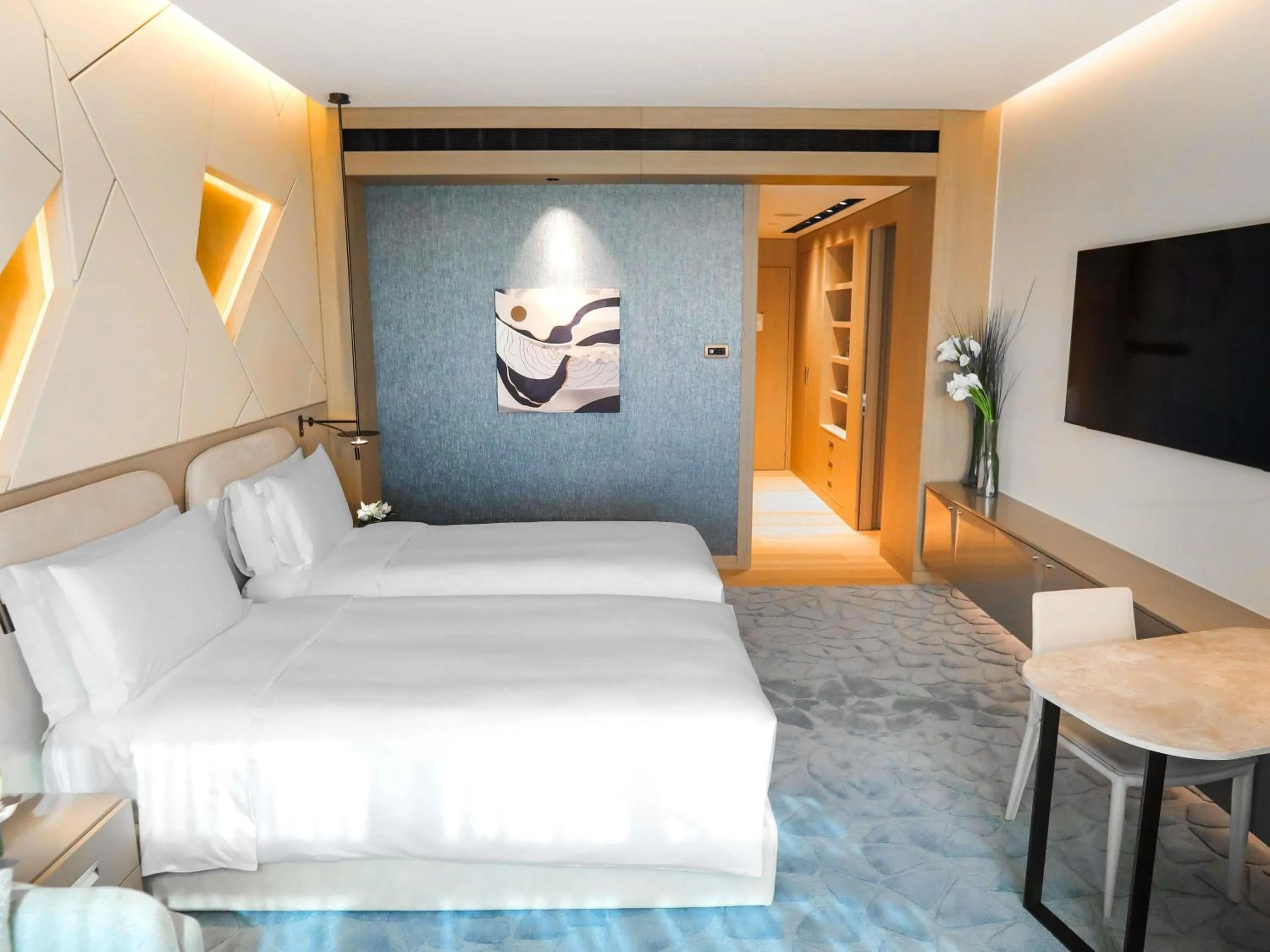 Deluxe Twin Room in La Cigale Hotel Managed by Accor