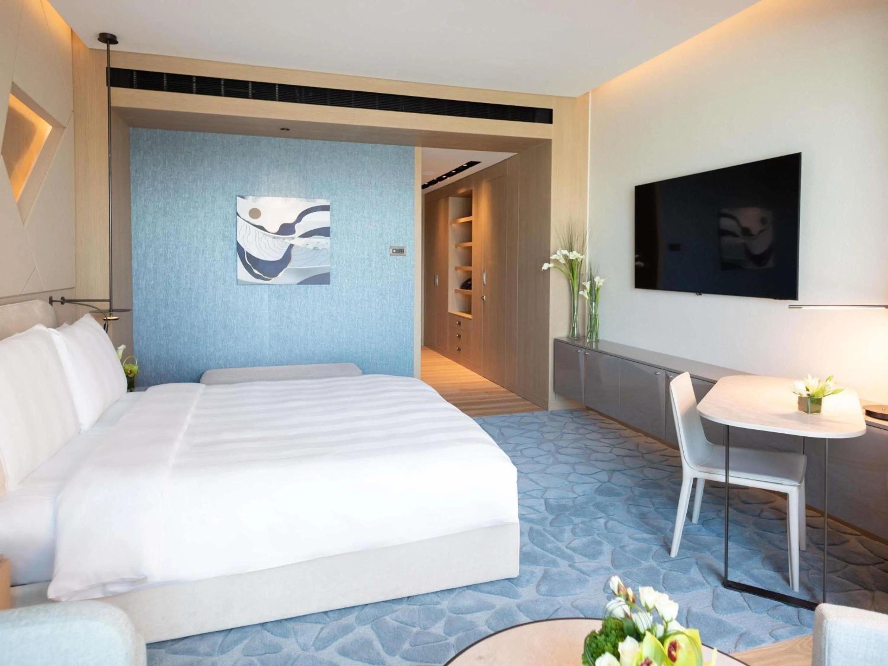 Deluxe King Room in La Cigale Hotel Managed by Accor