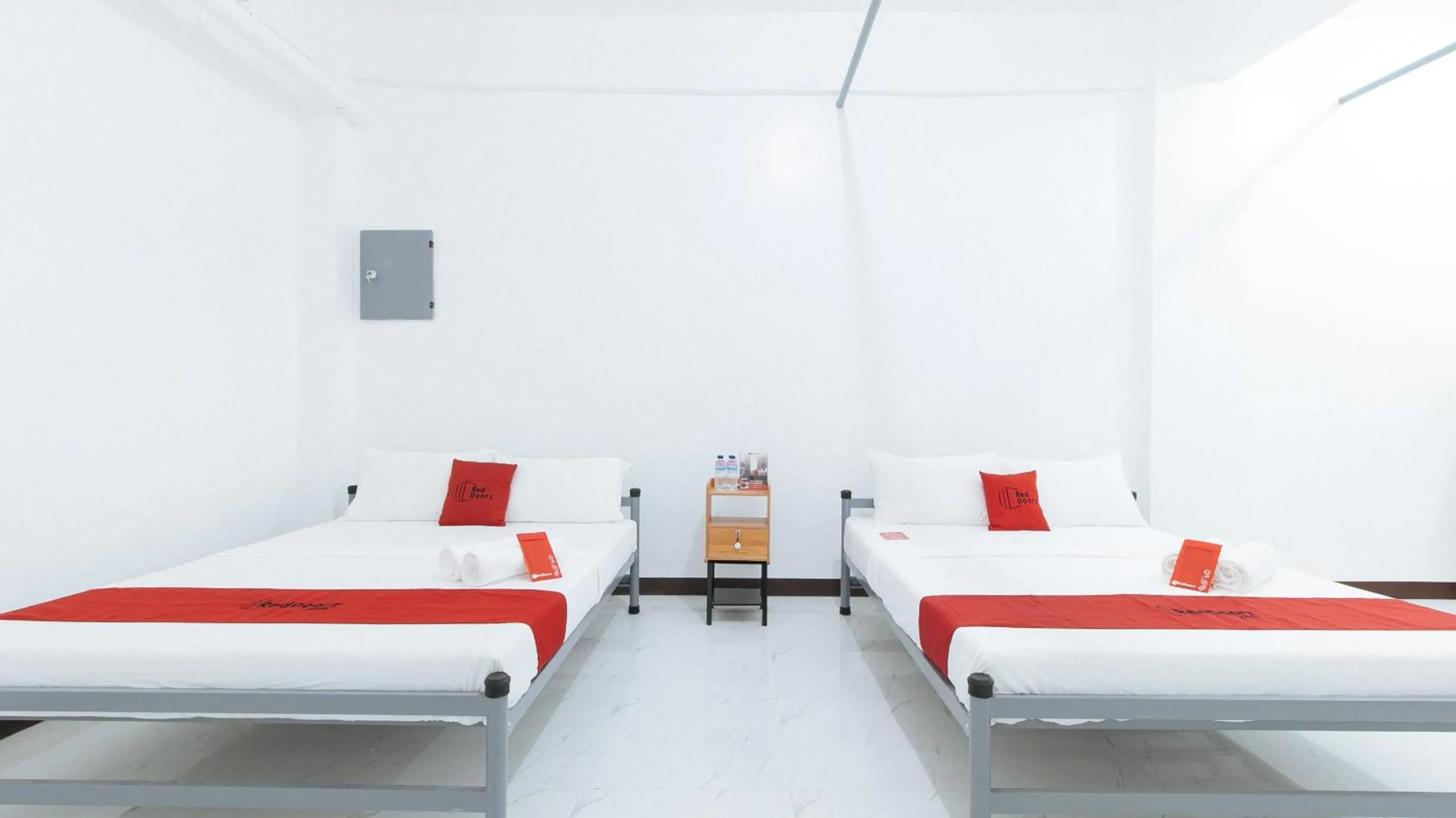 Family Room in RedDoorz at Good 101 Paranaque