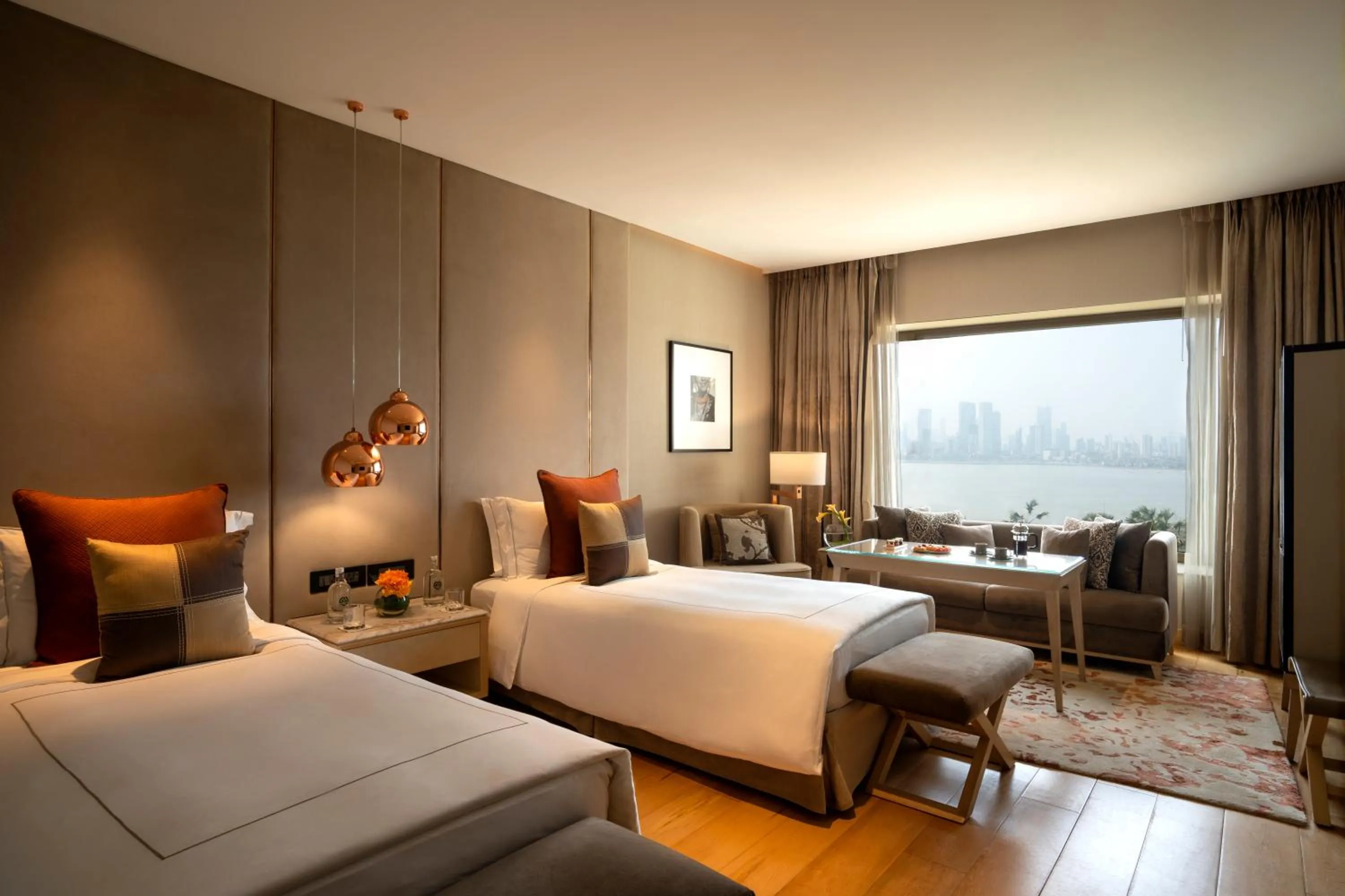 Luxury Room twin Bed - single occupancy in Taj Lands End