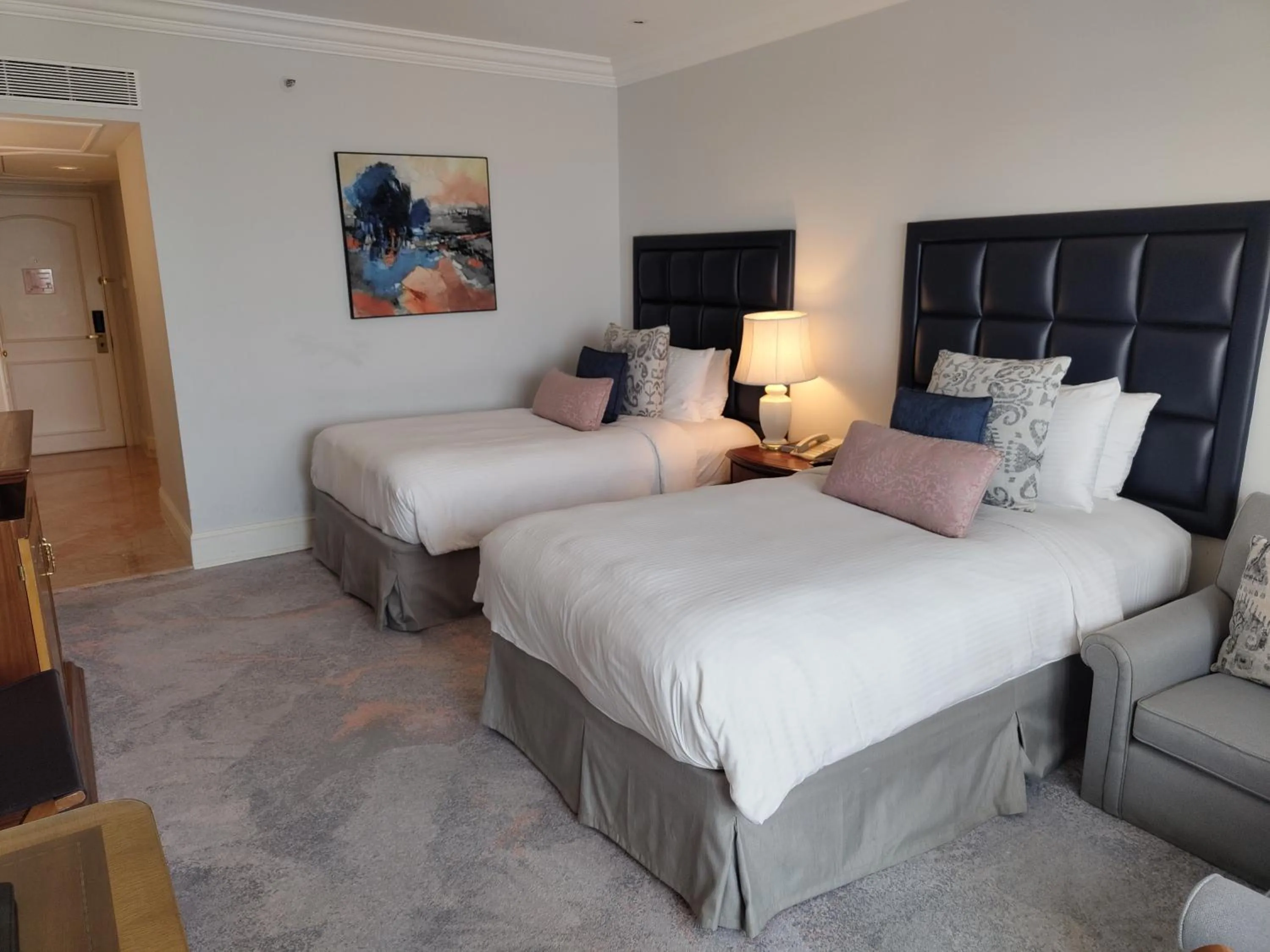 Serene Infinity Sea View Room Twin Bed - single occupancy in Taj Lands End