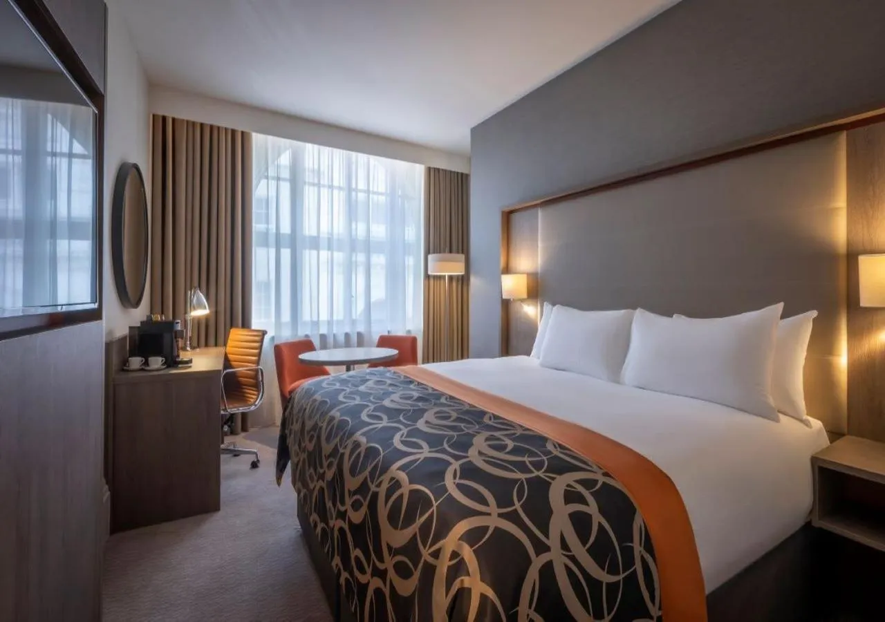 Executive King Room in Clayton Hotel Bristol City