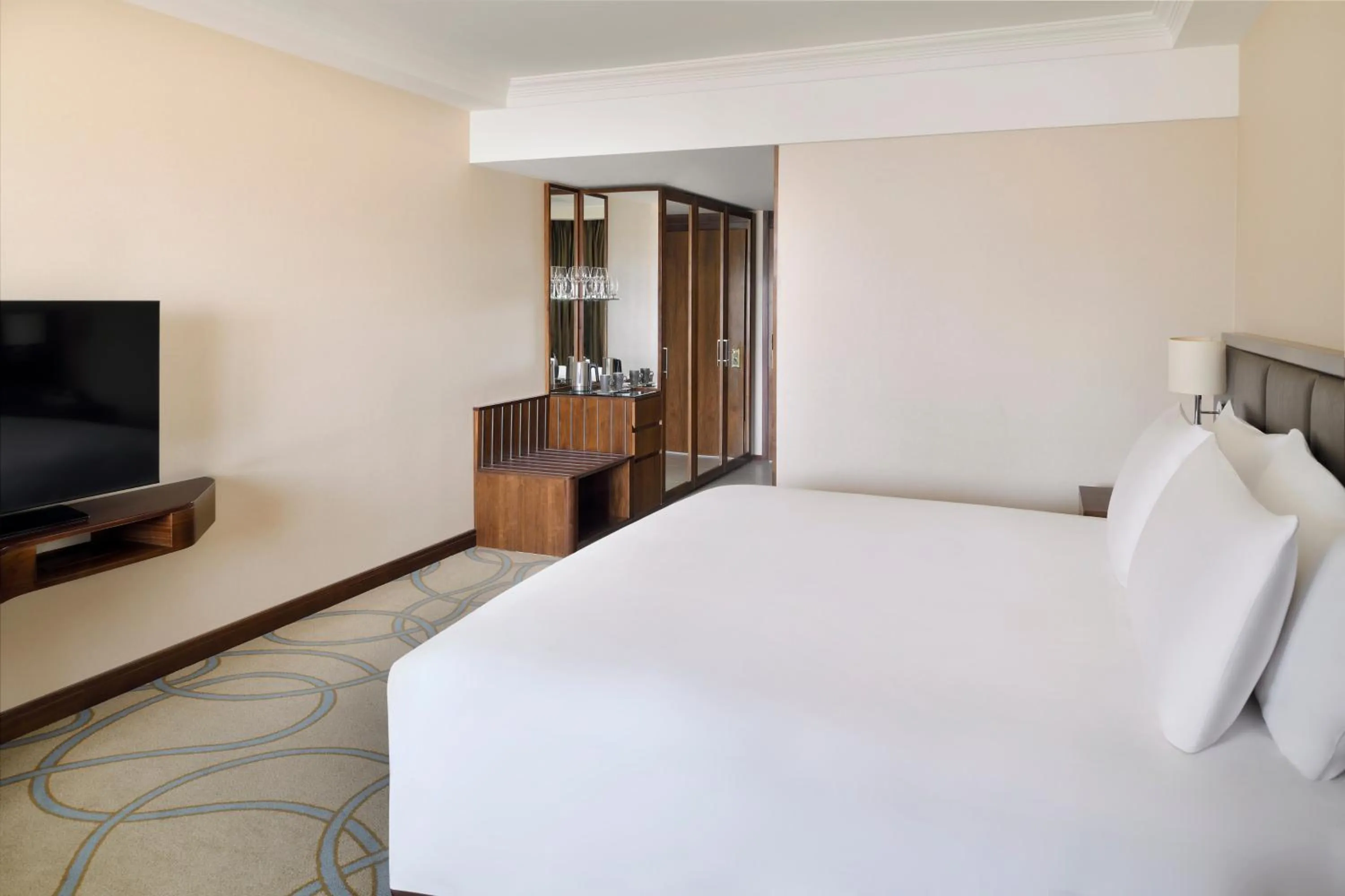Classic King Room in InterContinental Bahrain by IHG