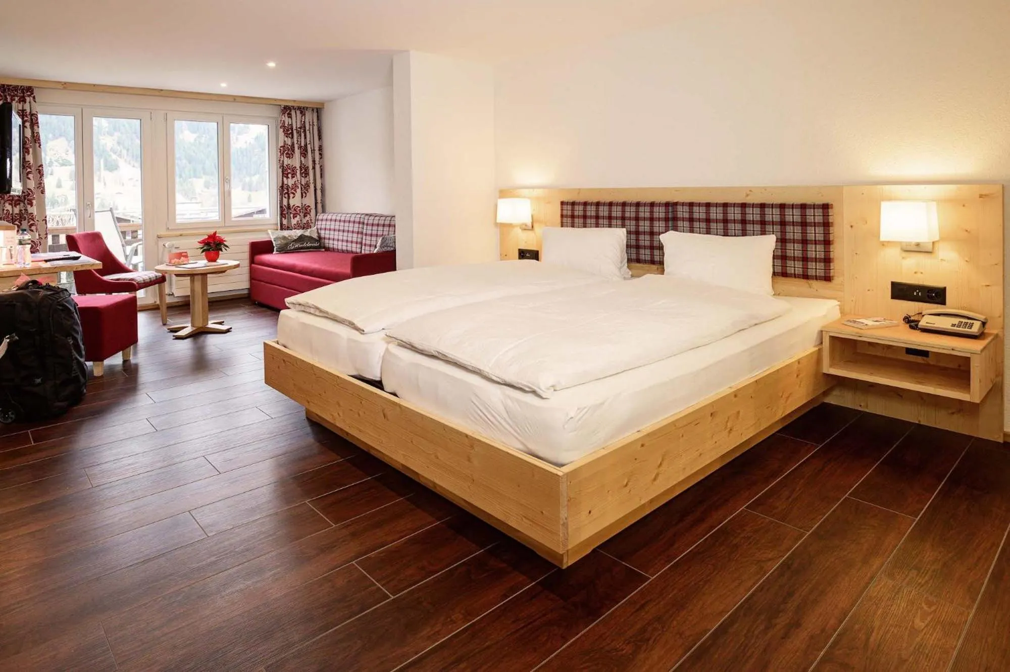 Superior Double Room with Eiger View in Hotel Caprice - Grindelwald