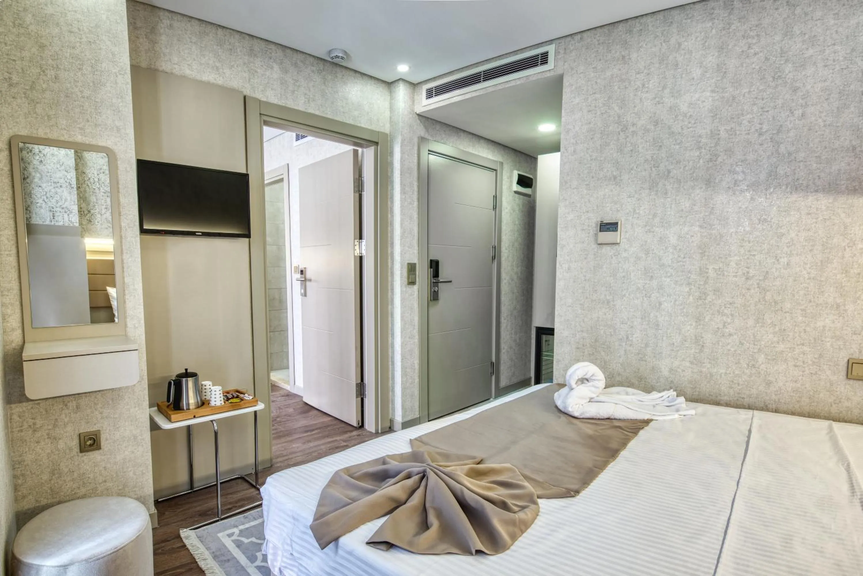 Deluxe Family Suite in Florina Hotel